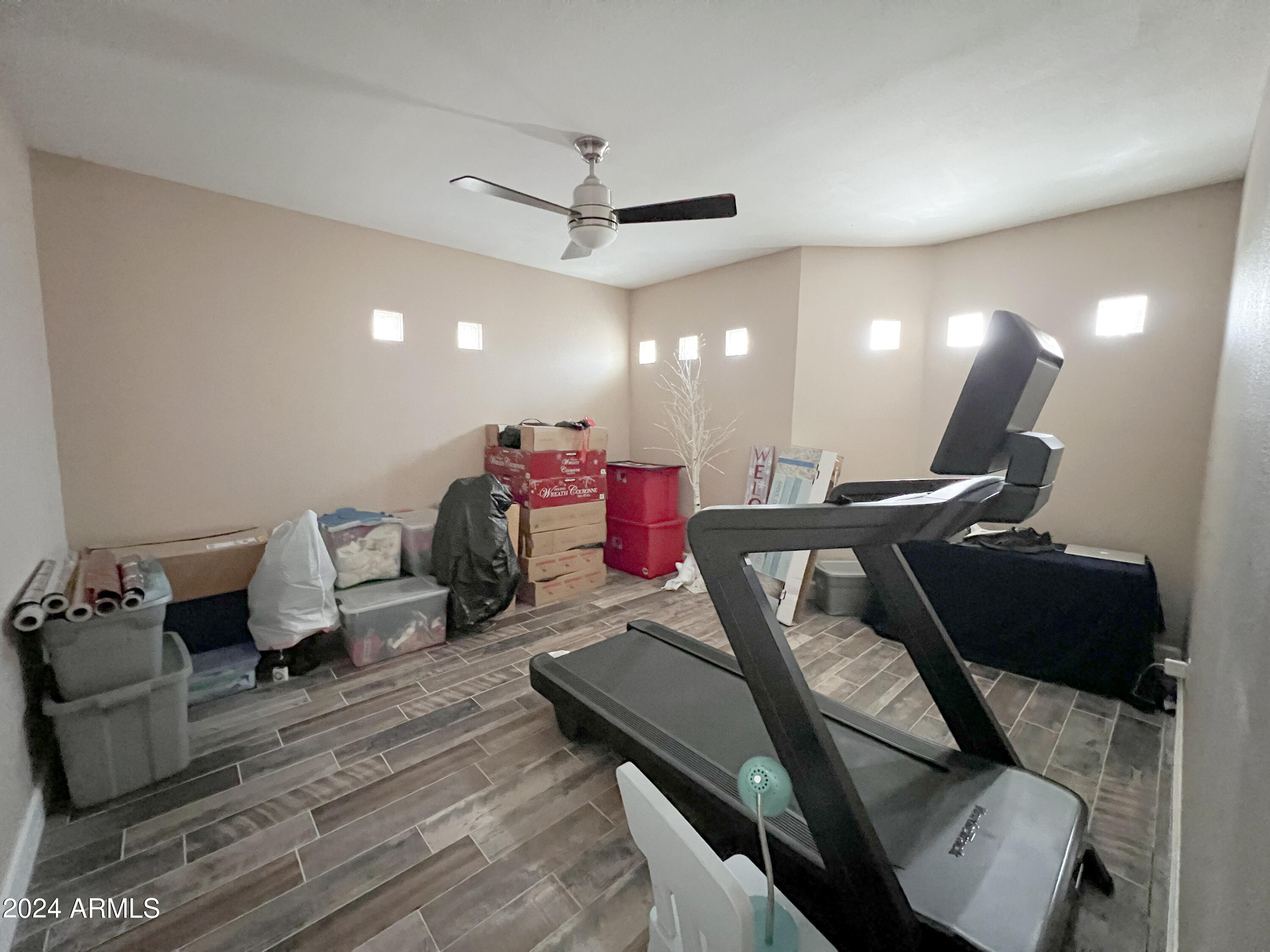 1014 E COUNTRY GABLES Drive