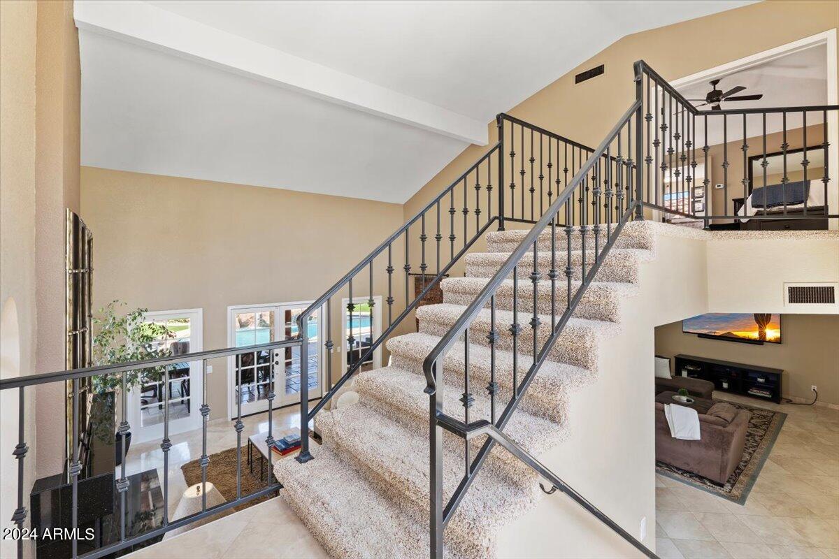 5422 E PIPING ROCK Road