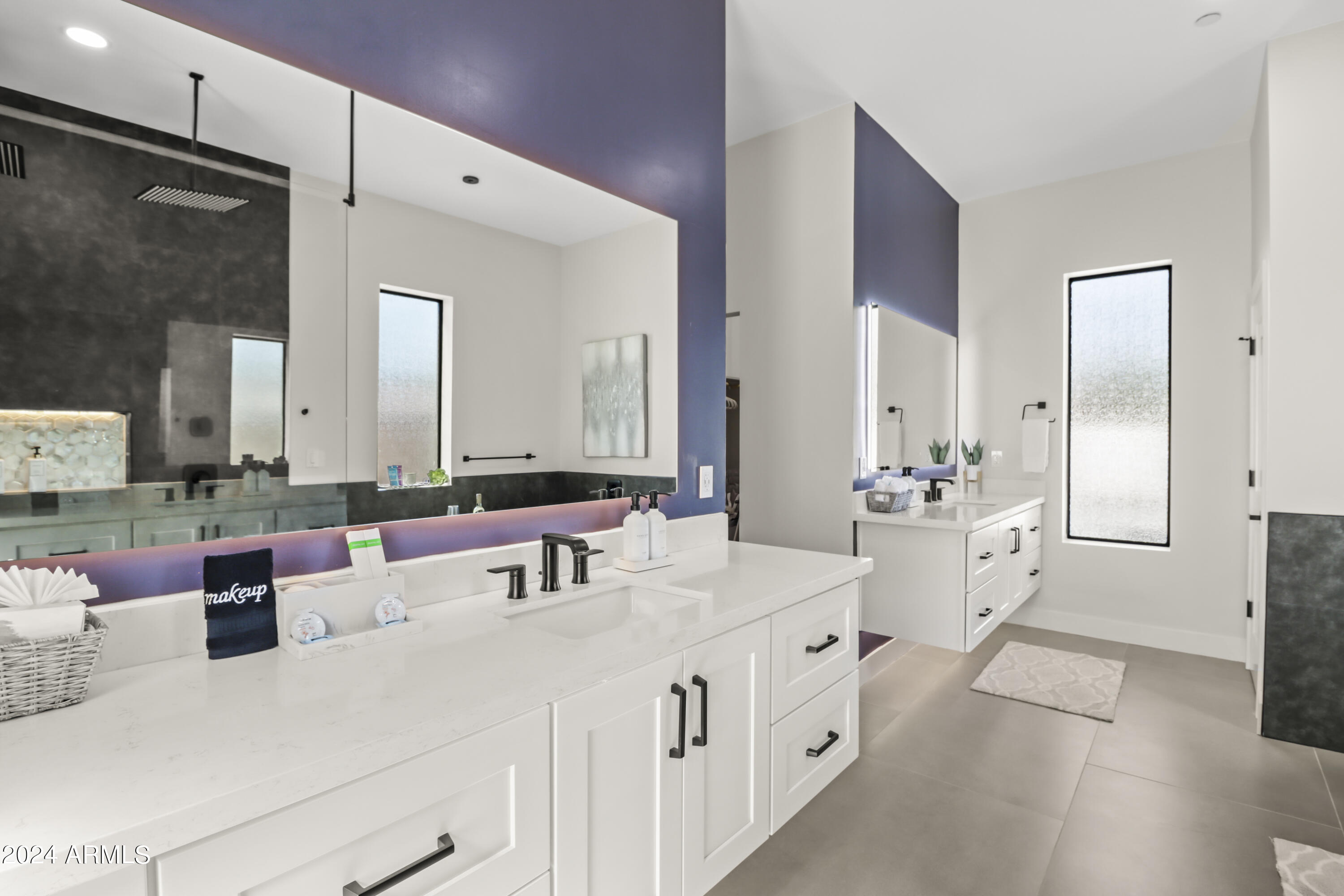 8619 E RANCHO VISTA Drive