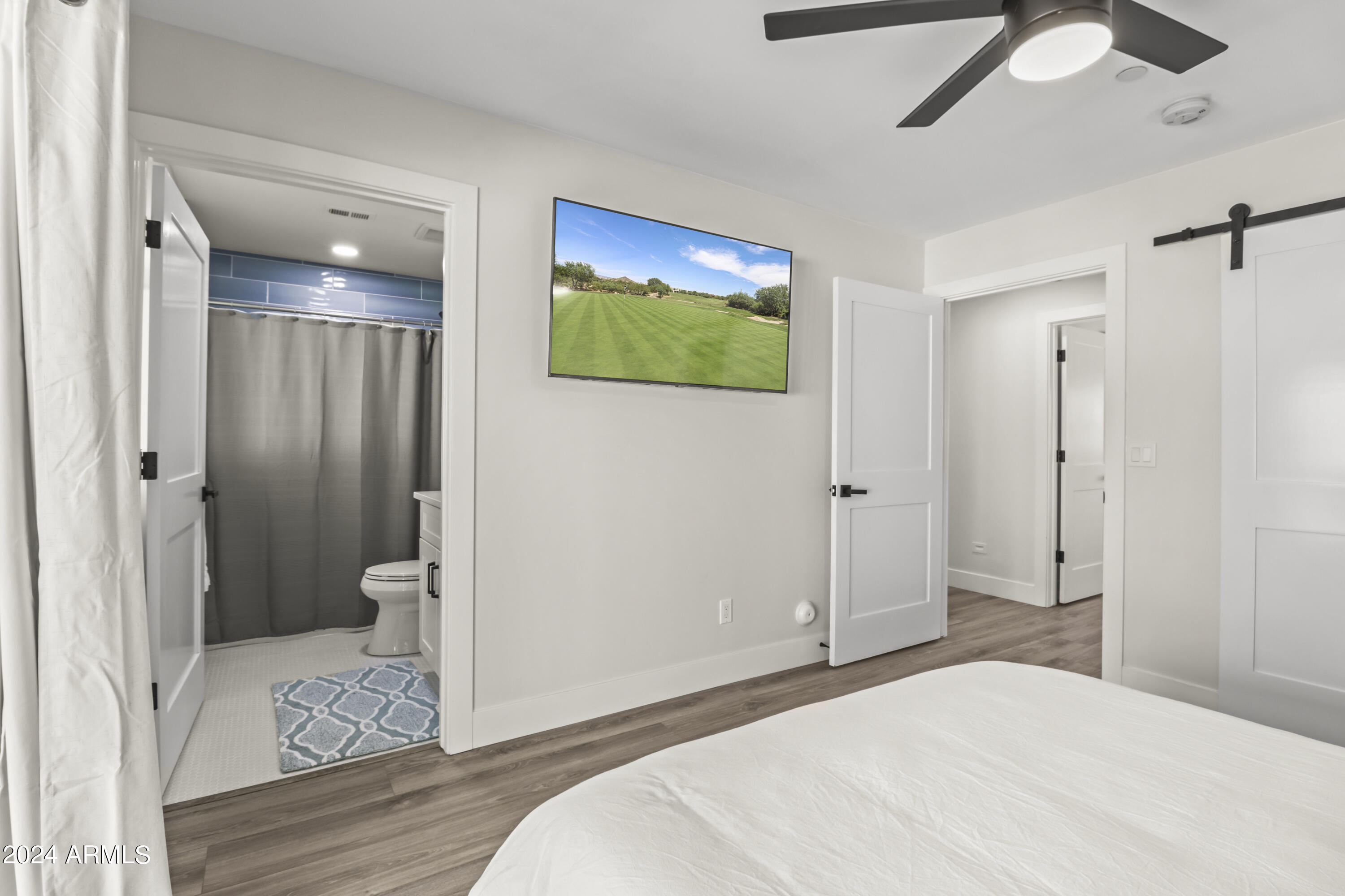 8619 E RANCHO VISTA Drive