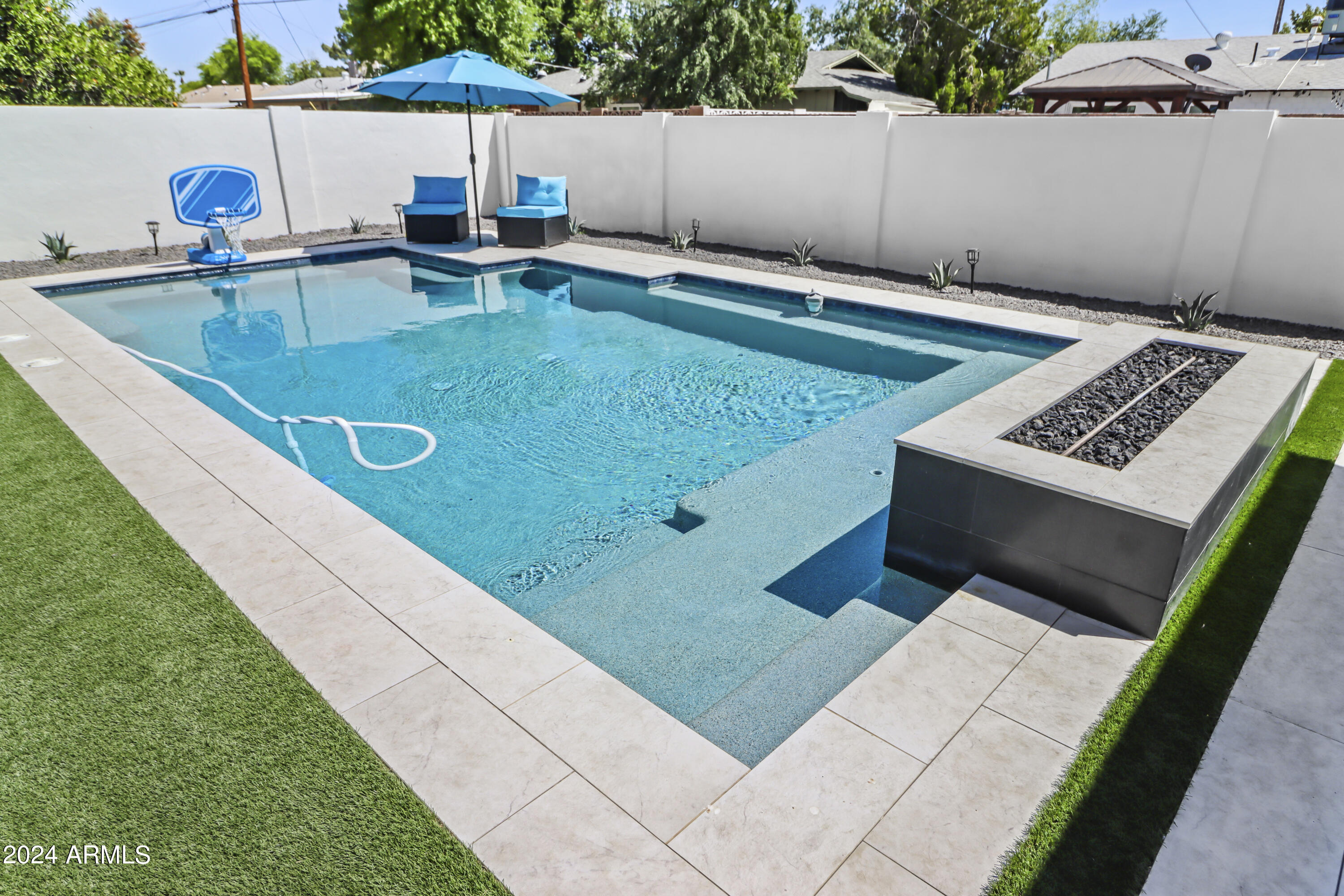 8619 E RANCHO VISTA Drive