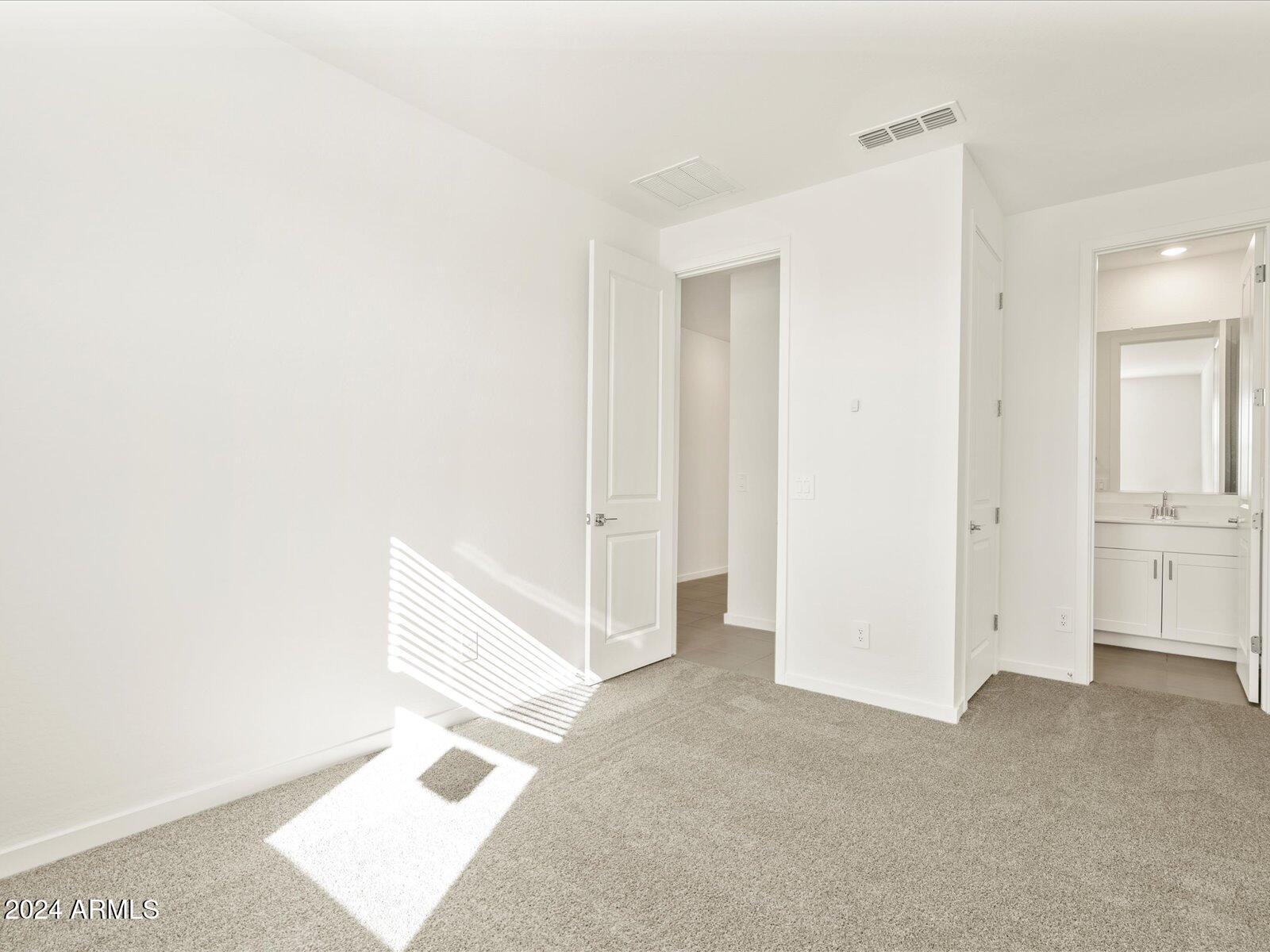 17402 W SANNA Street