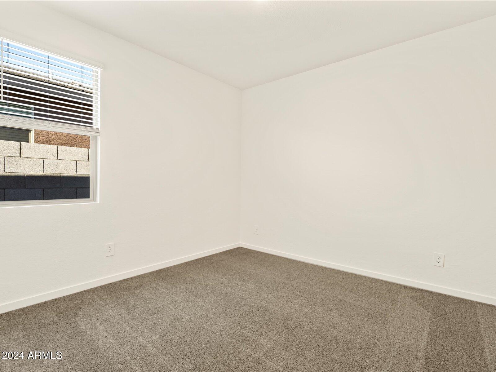 17402 W SANNA Street