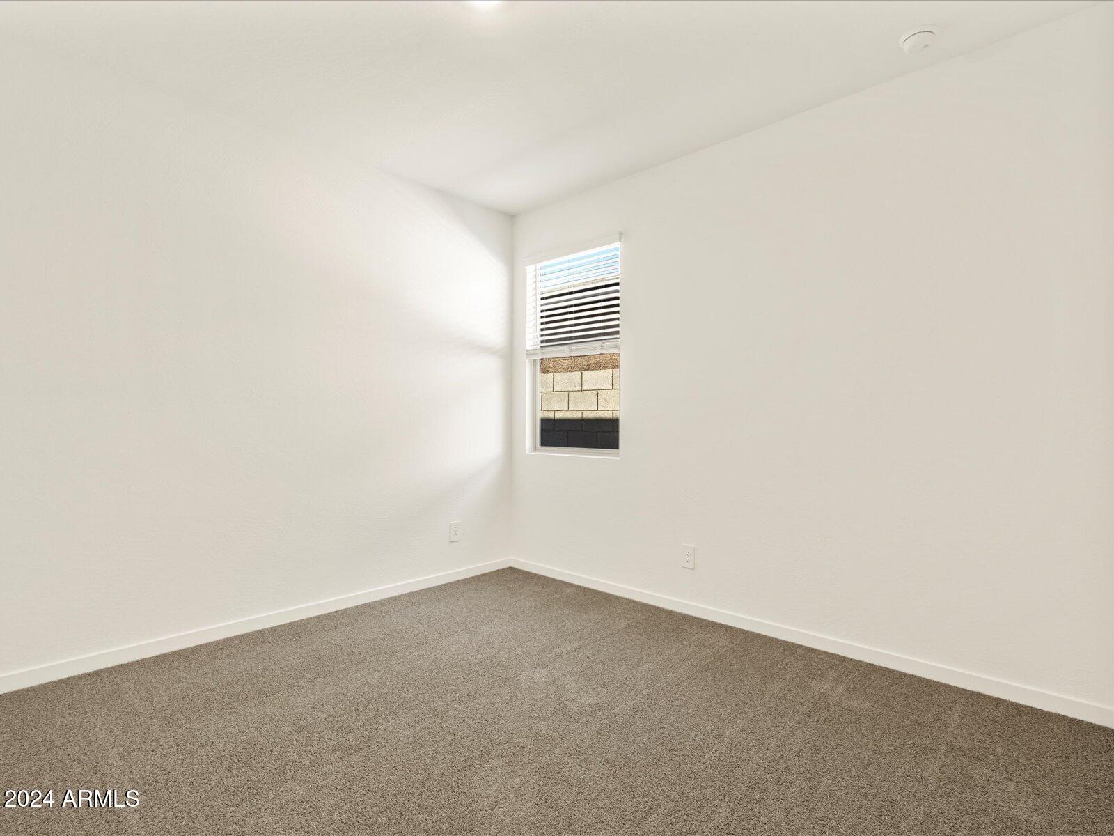 17402 W SANNA Street