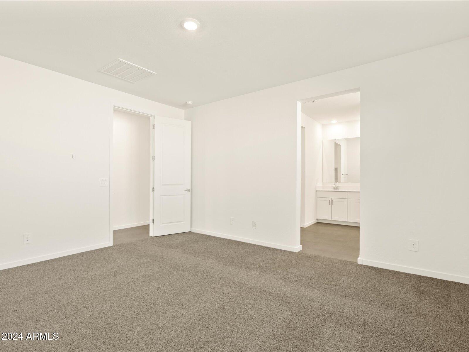 17402 W SANNA Street