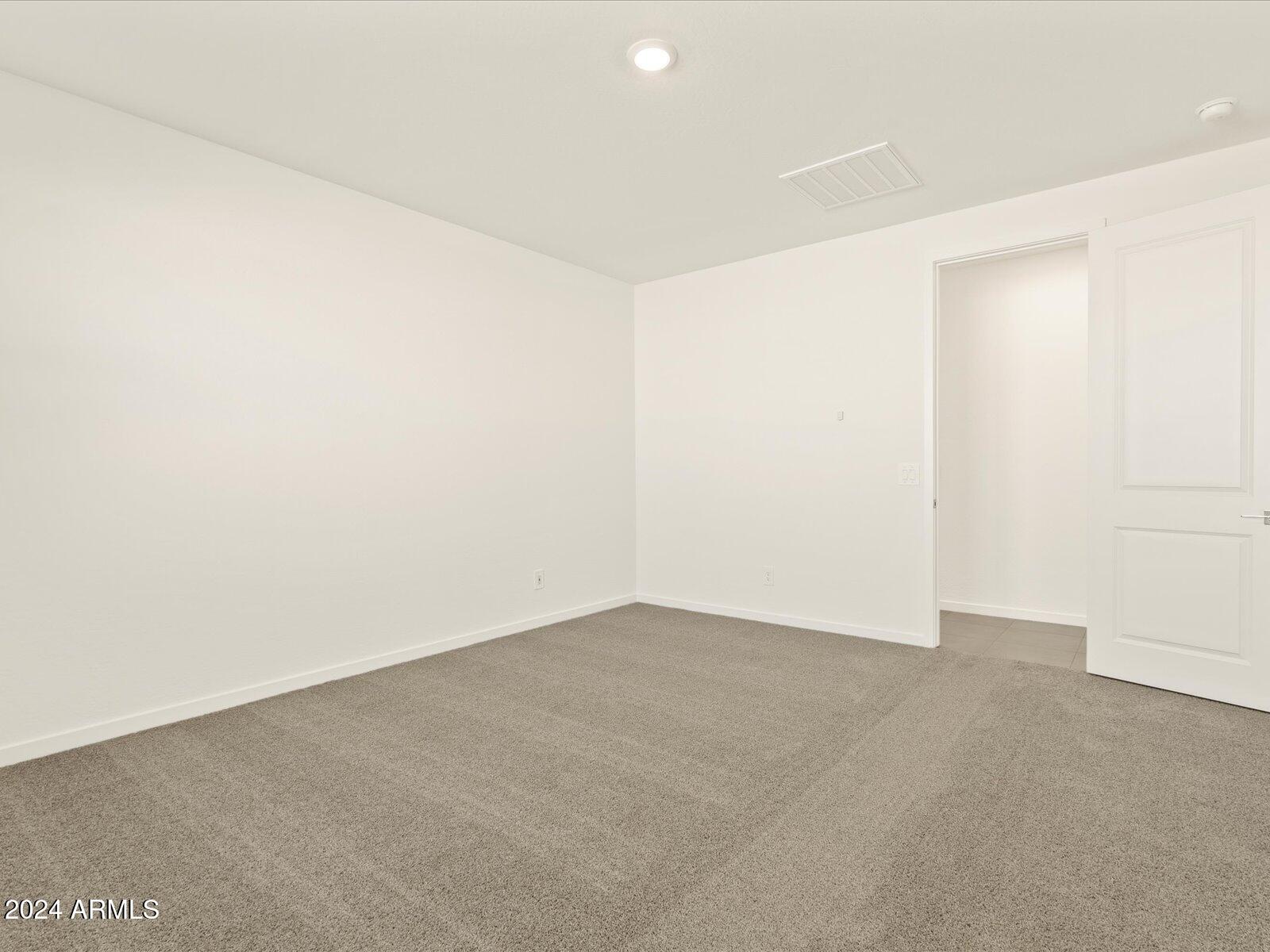 17402 W SANNA Street