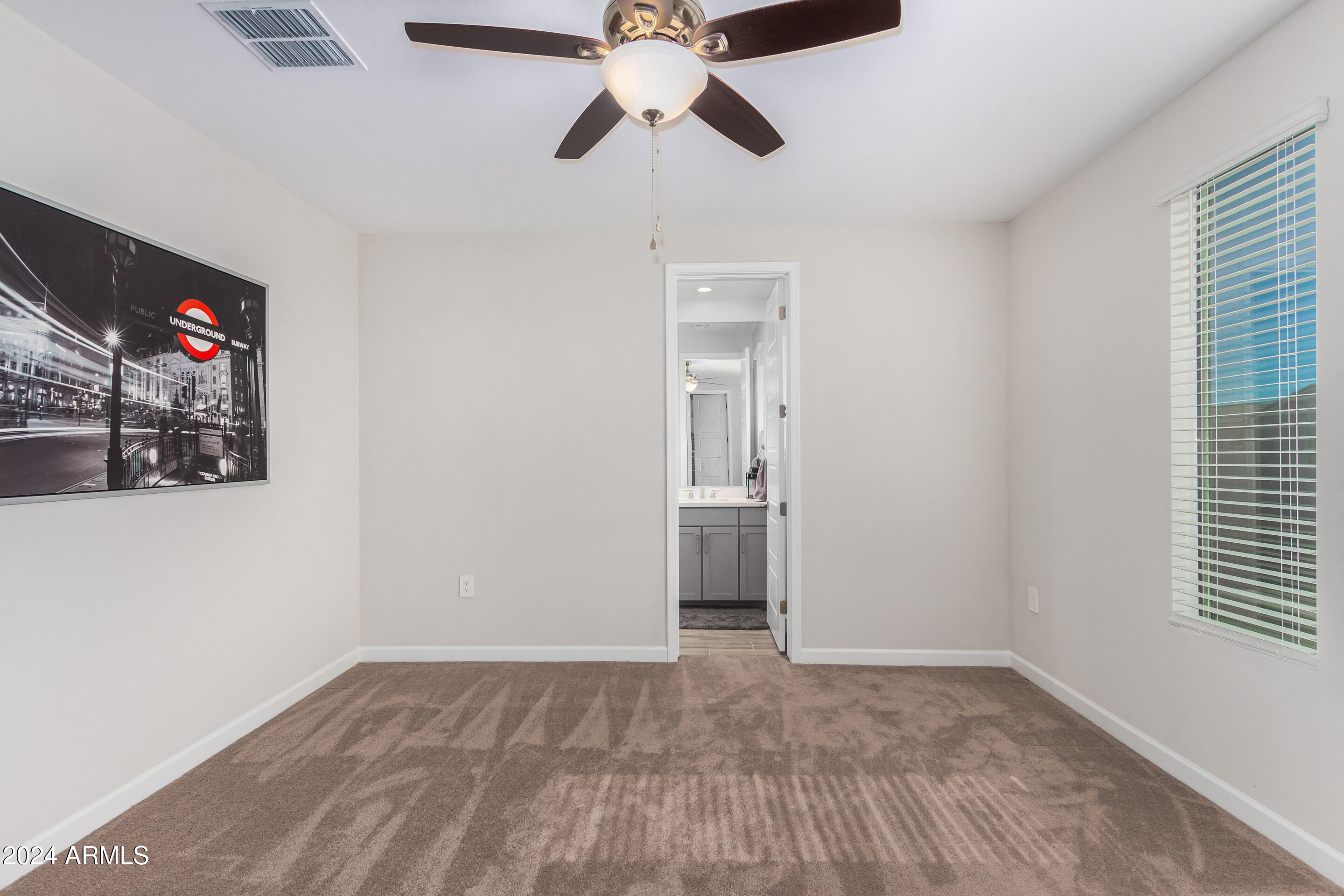 10302 W DEANNA Drive