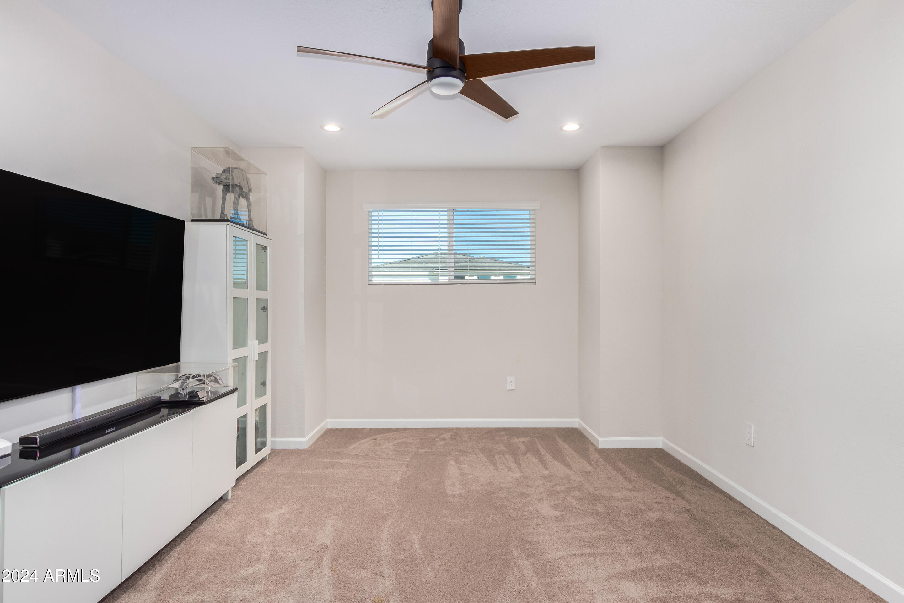 10302 W DEANNA Drive