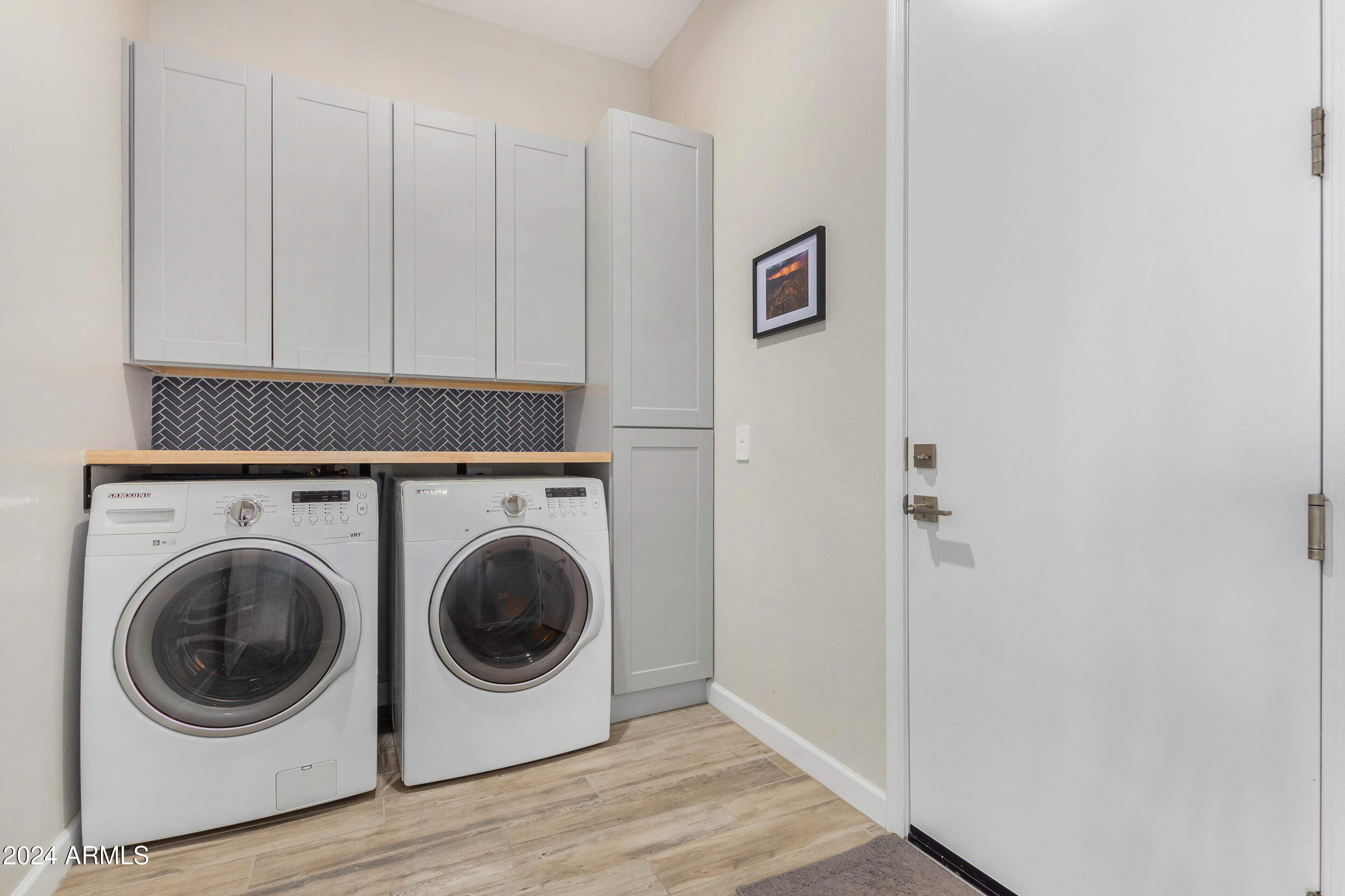 10302 W DEANNA Drive