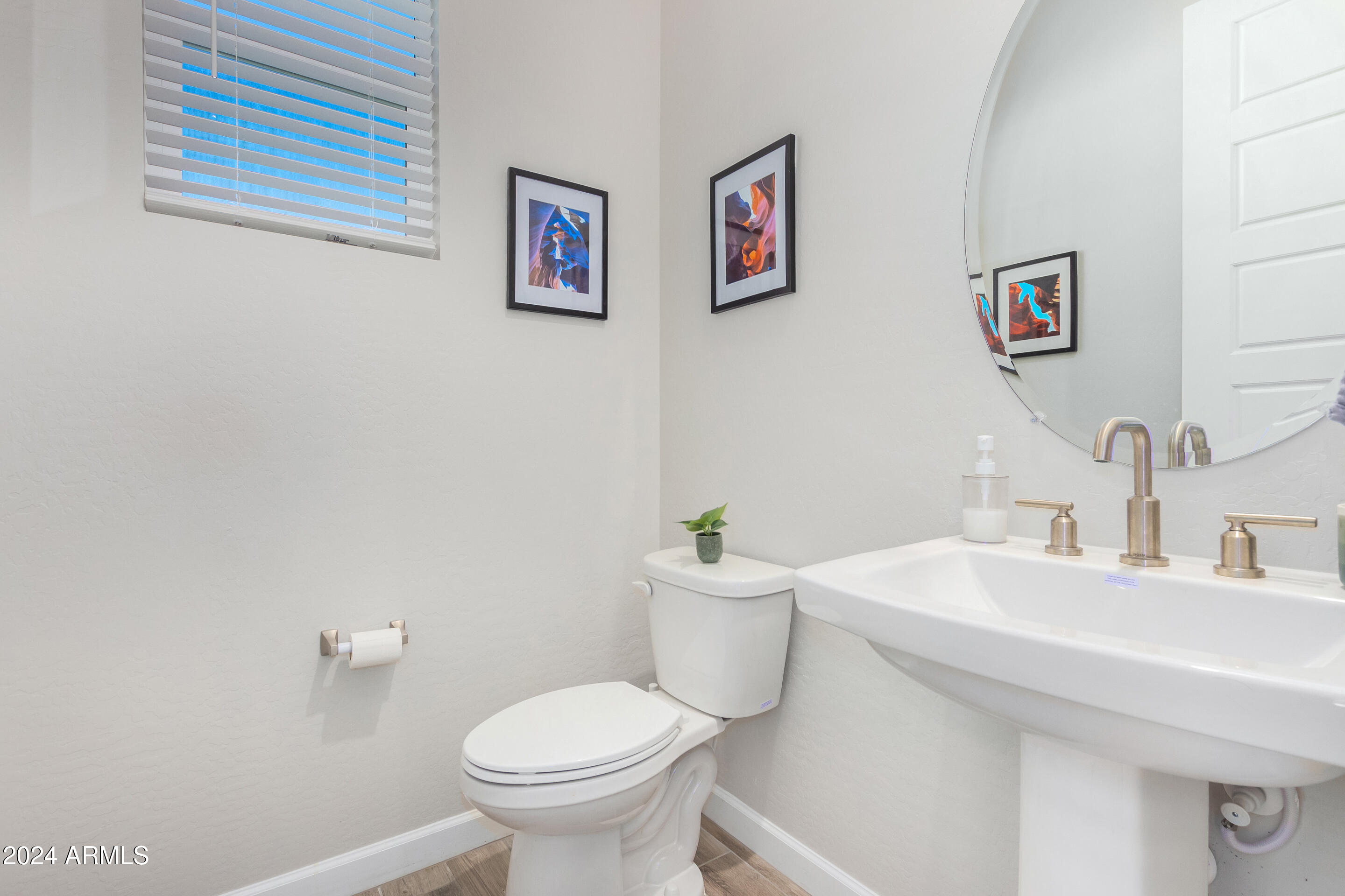 10302 W DEANNA Drive