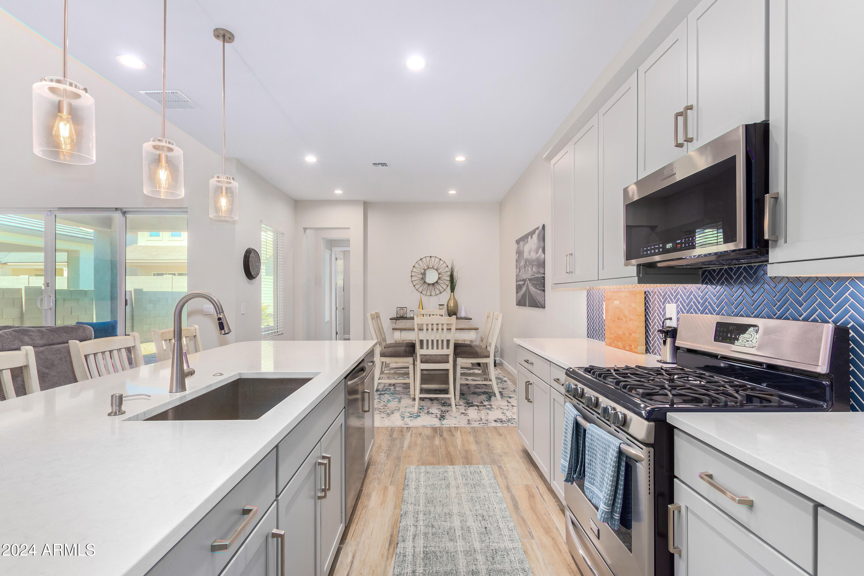 10302 W DEANNA Drive