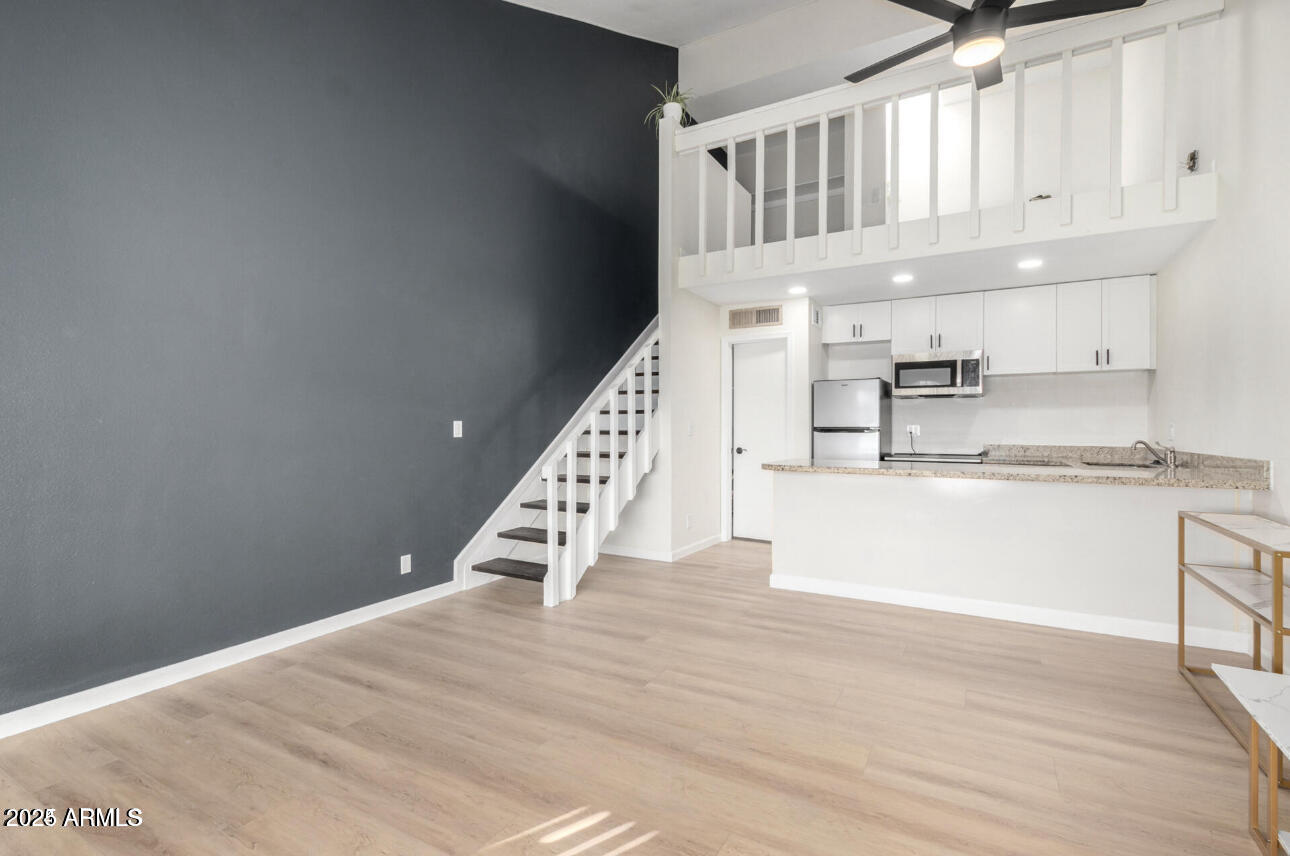 8055 E Thomas Road, D115