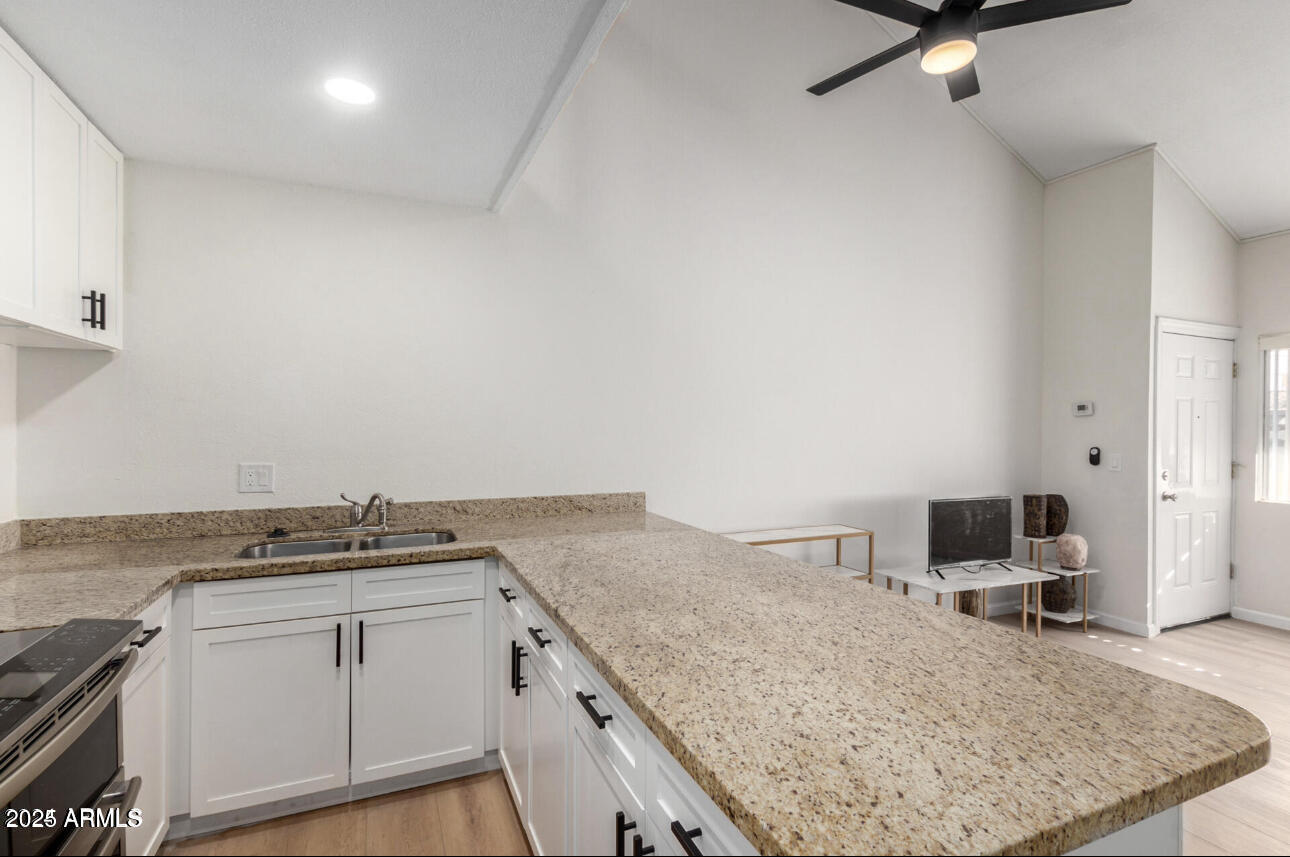 8055 E Thomas Road, D115
