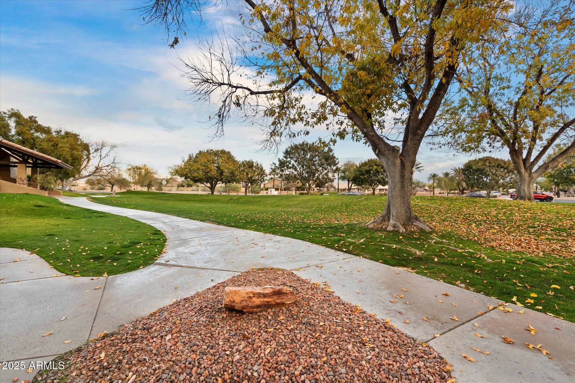 3720 E SOUTH FORK Drive