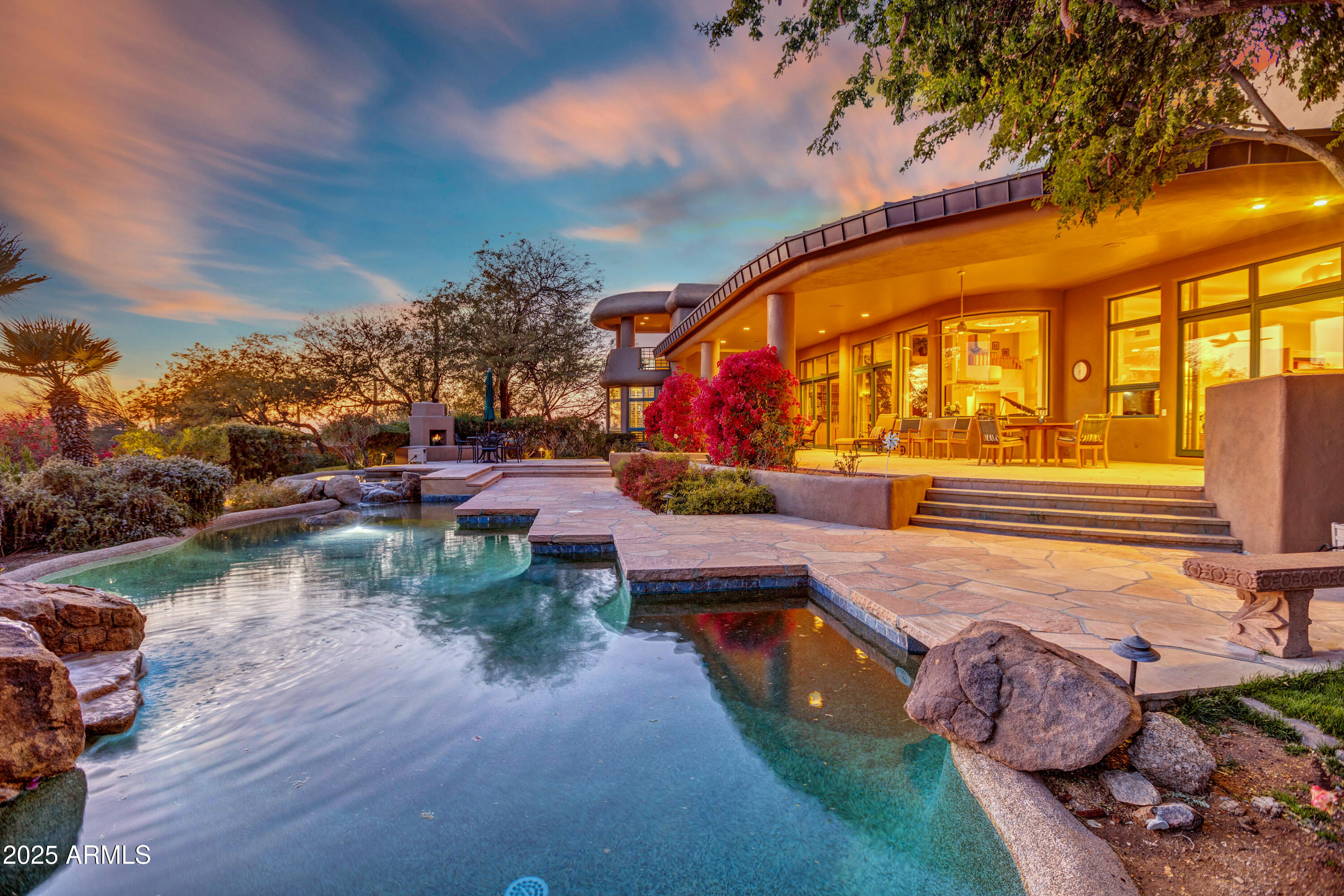 10040 E HAPPY VALLEY Road 595