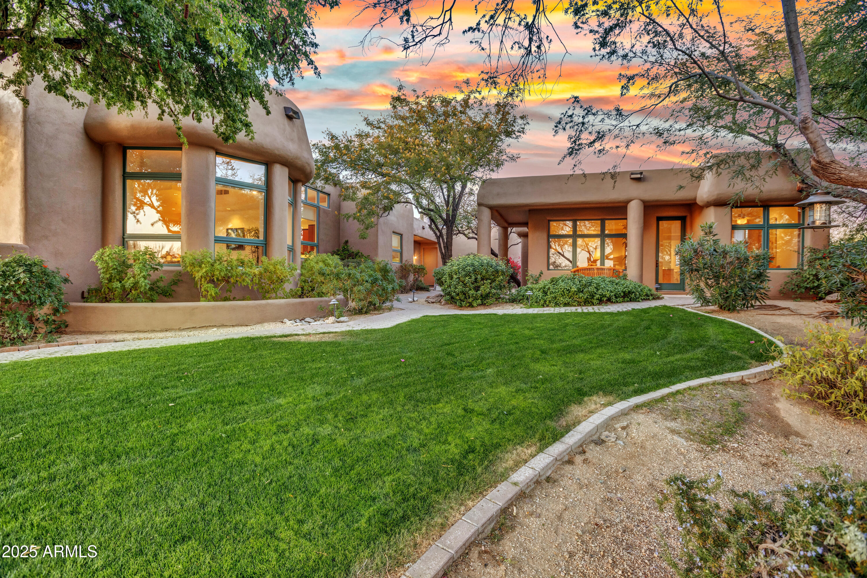 10040 E HAPPY VALLEY Road 595