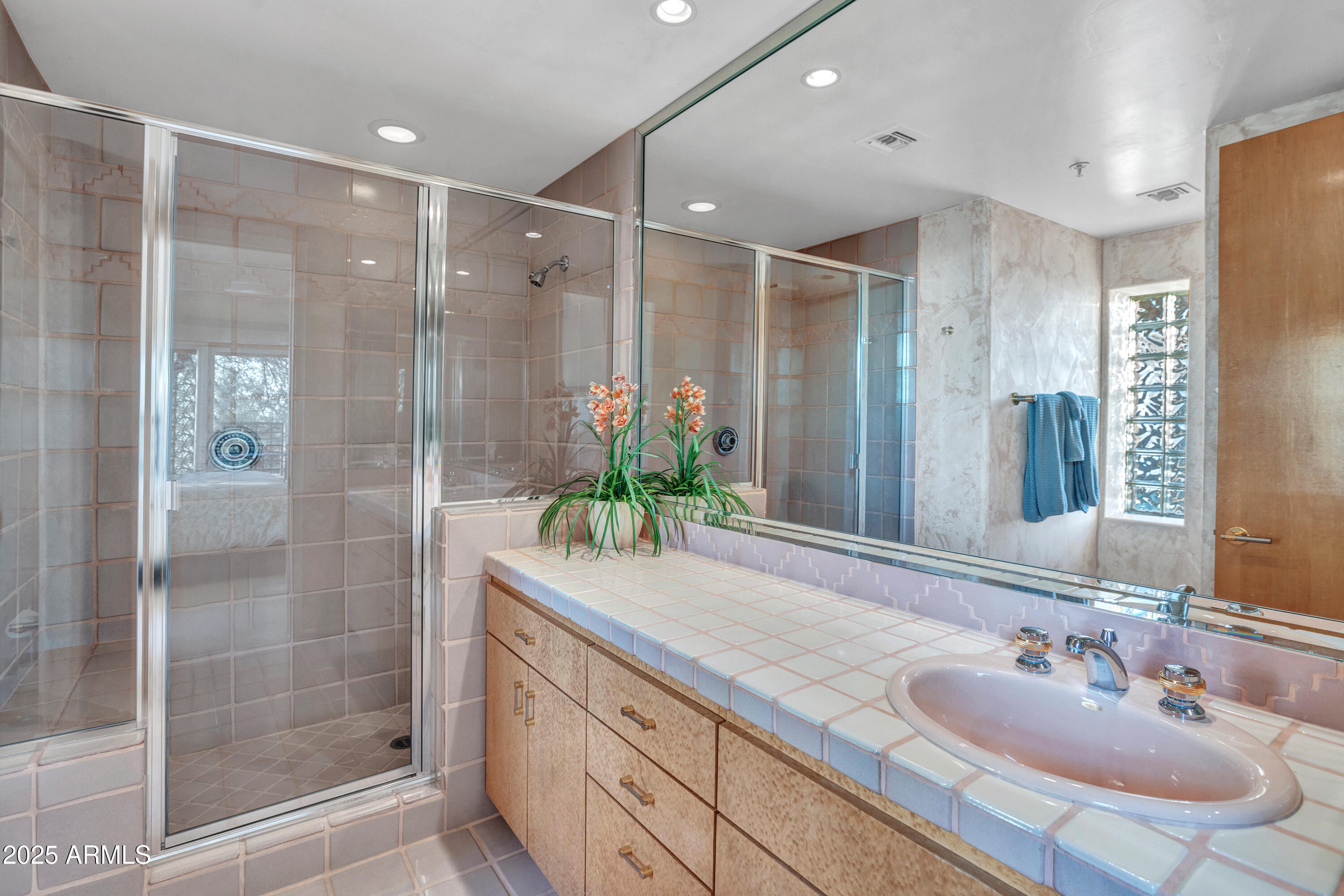 10040 E HAPPY VALLEY Road 595