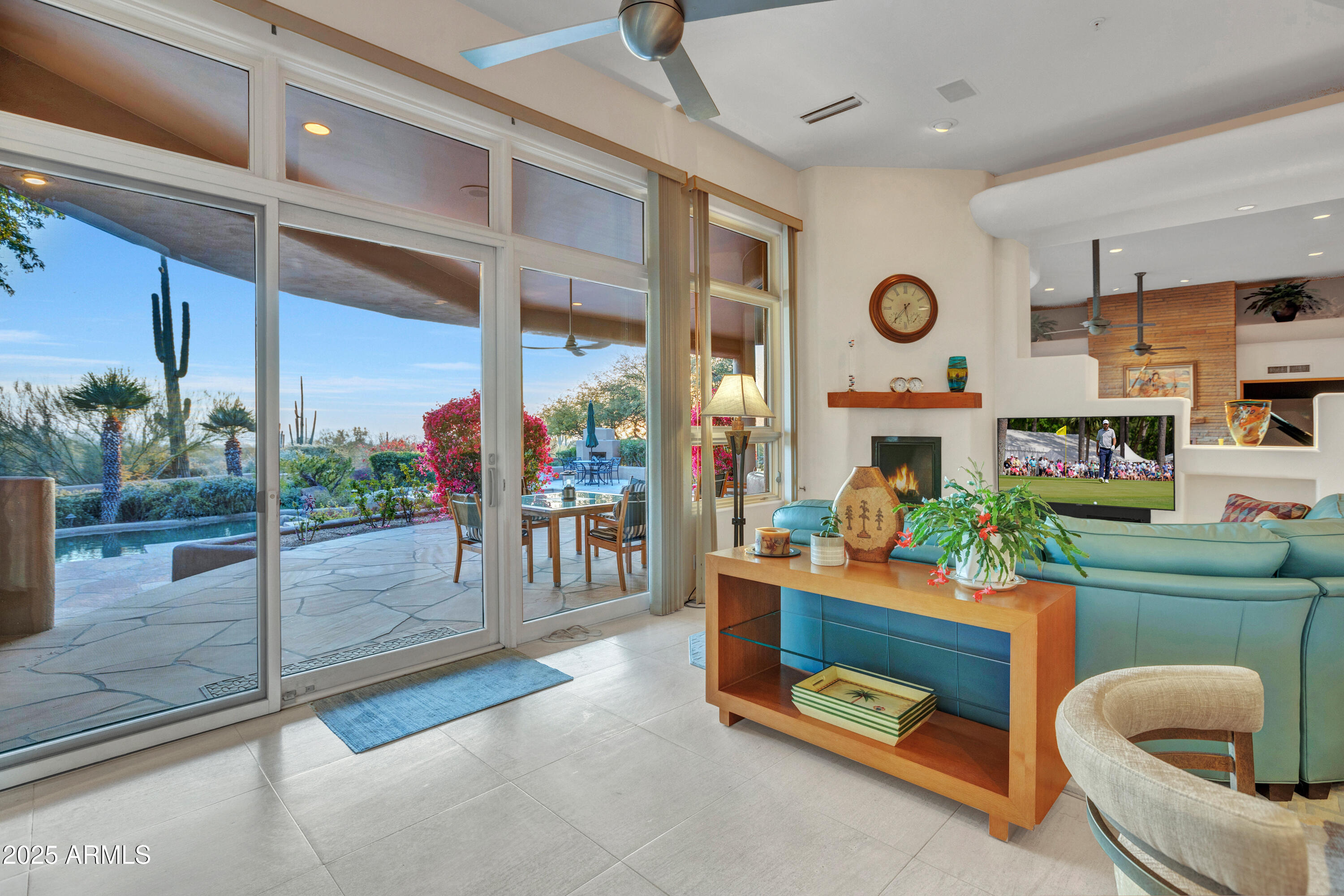 10040 E HAPPY VALLEY Road 595