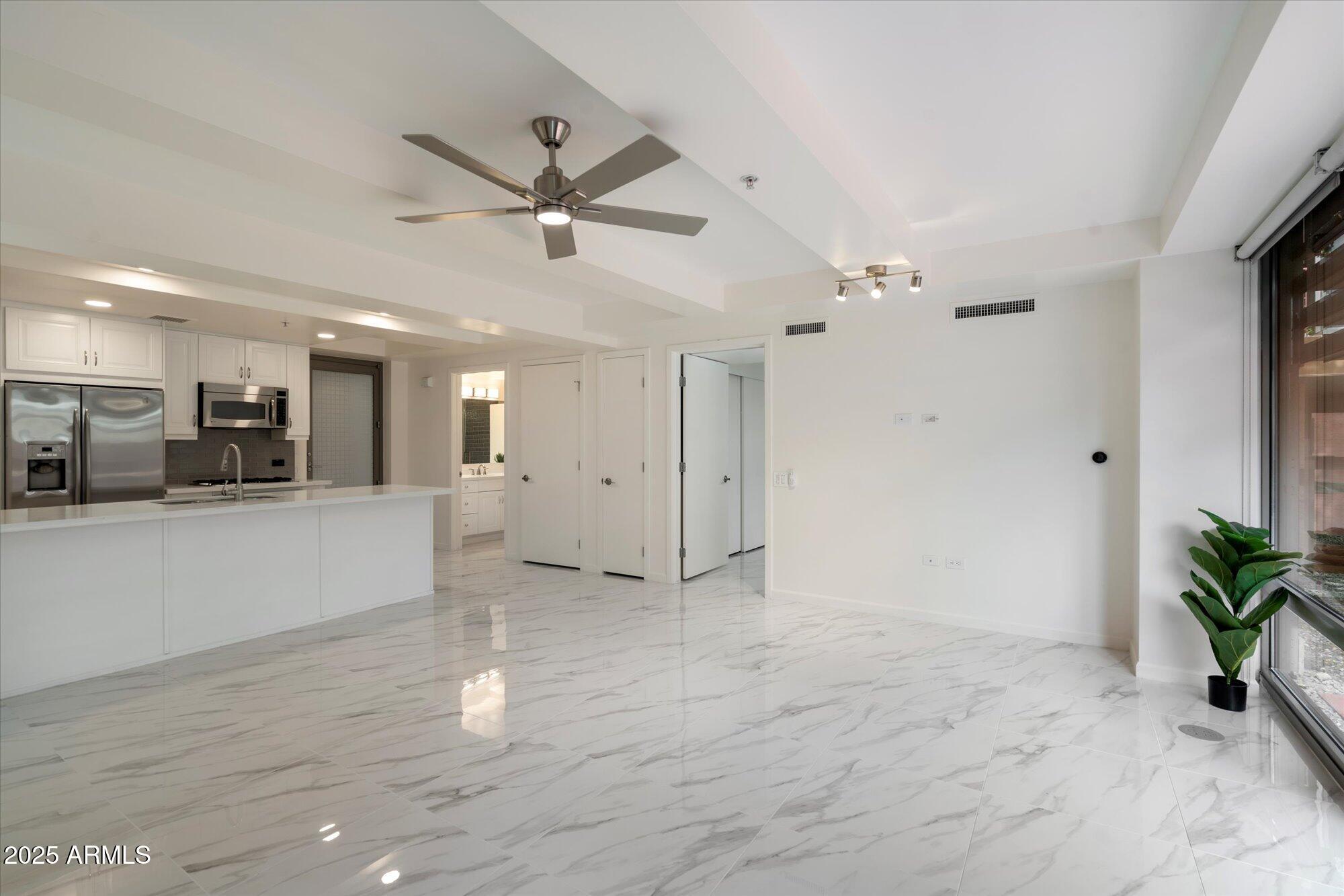 7151 E Rancho Vista Drive, 1017
