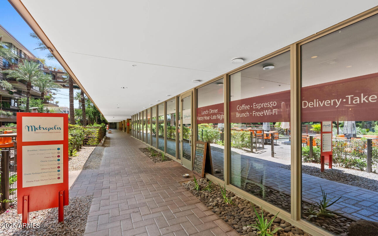 7151 E Rancho Vista Drive, 1017