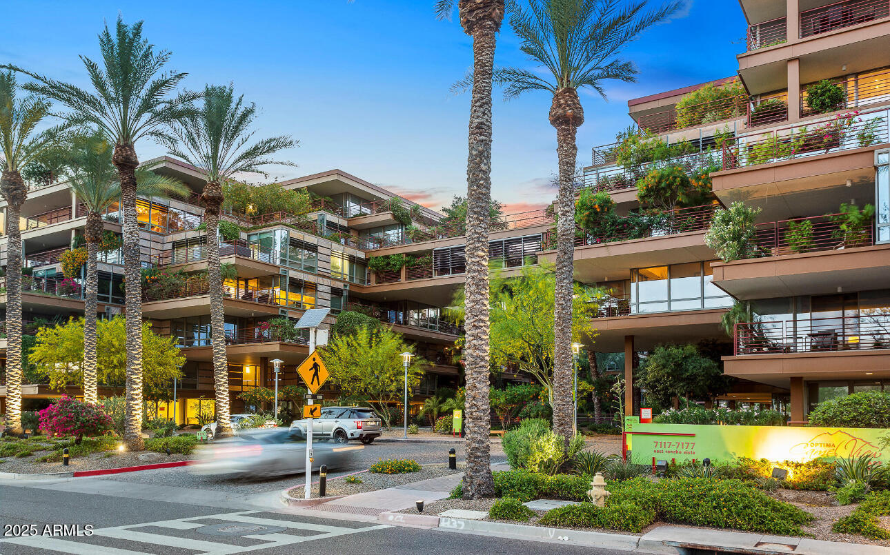 7151 E Rancho Vista Drive, 1017