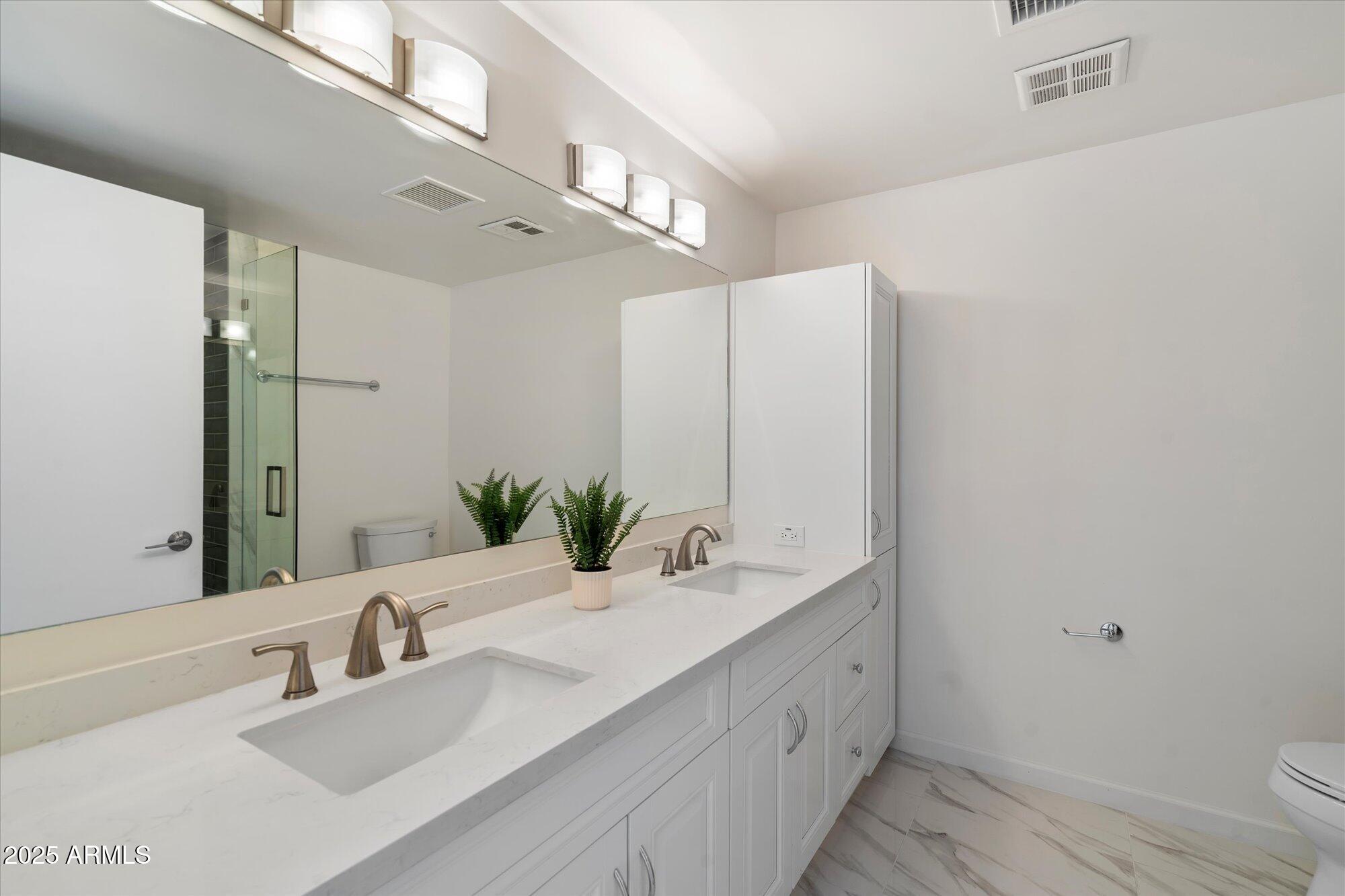 7151 E Rancho Vista Drive, 1017
