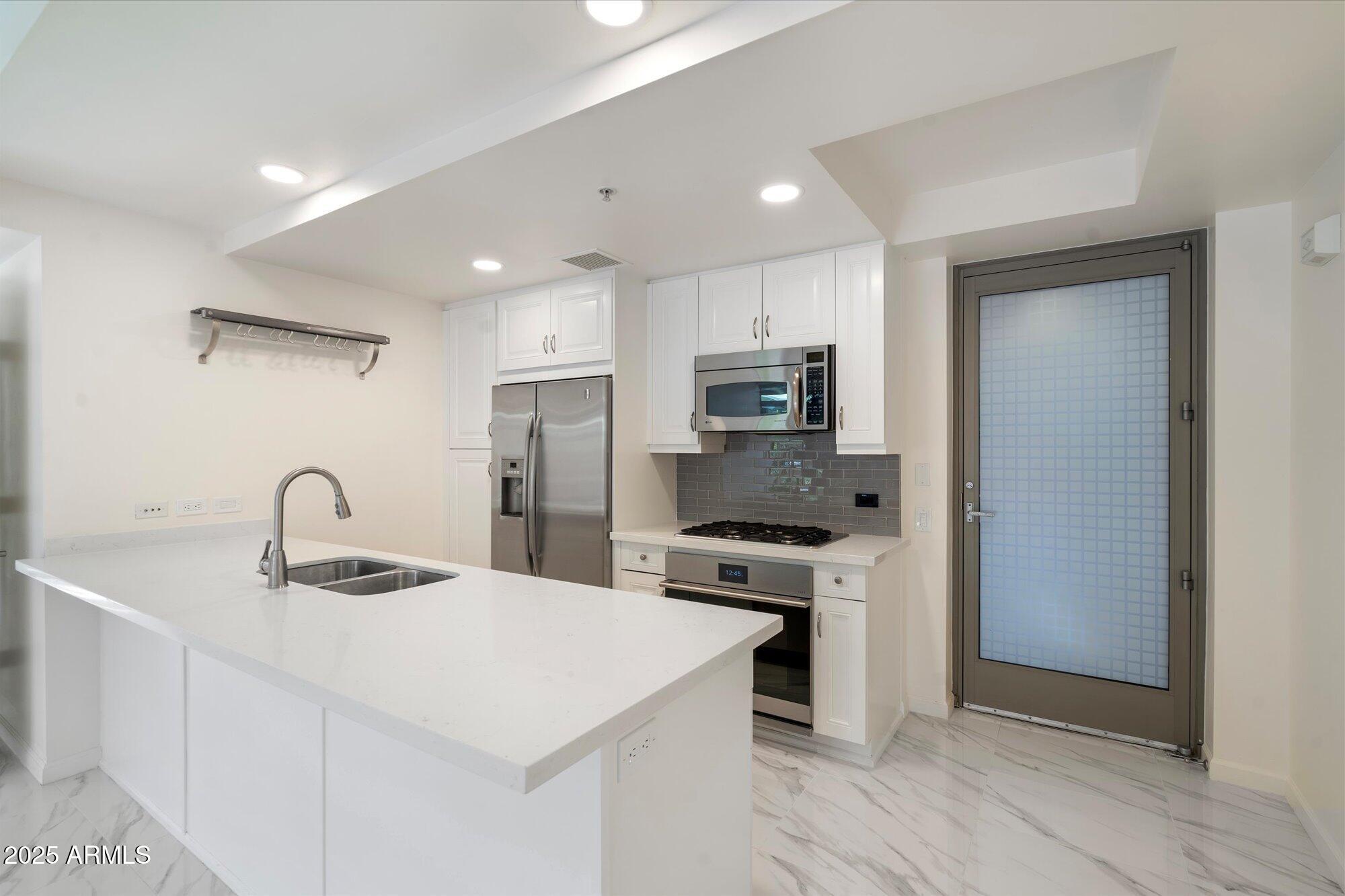 7151 E Rancho Vista Drive, 1017