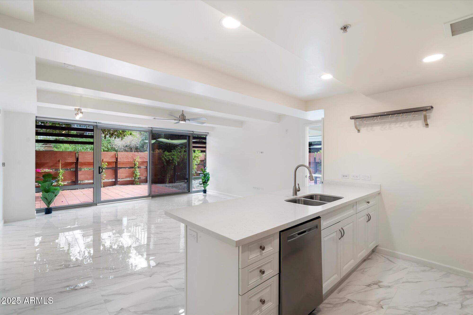 7151 E Rancho Vista Drive, 1017