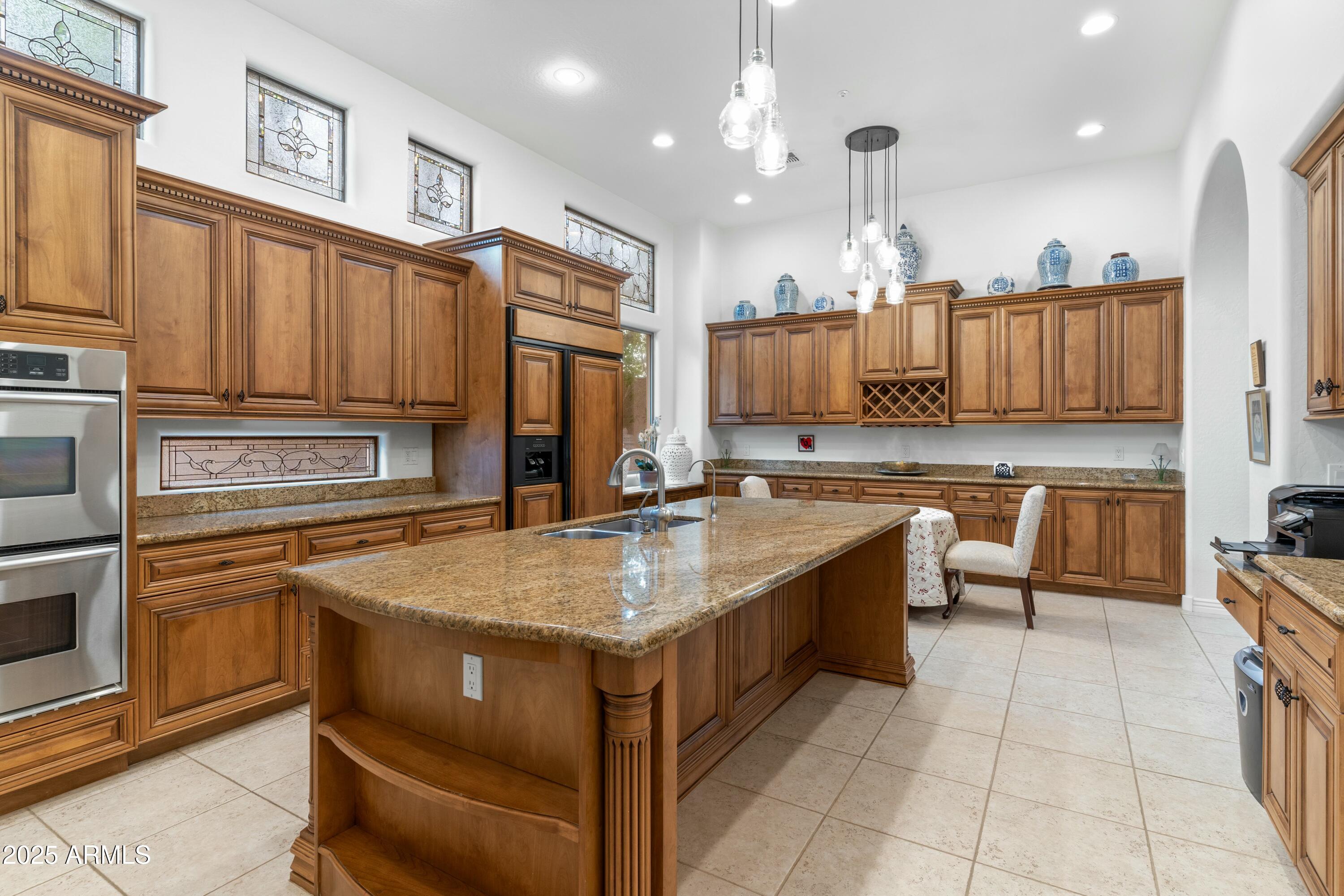 9869 E DAVENPORT Drive