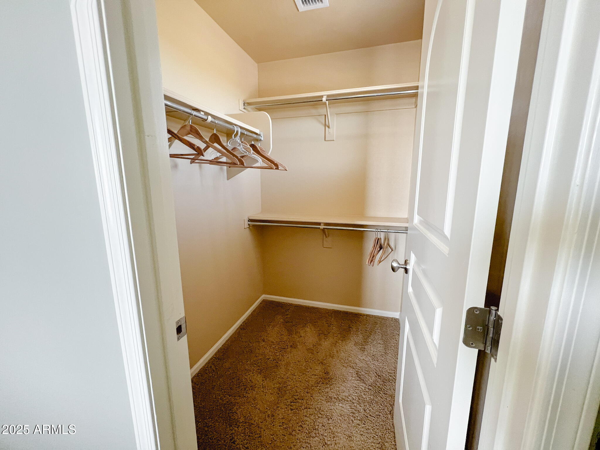 3912 E WILLIAMS Drive