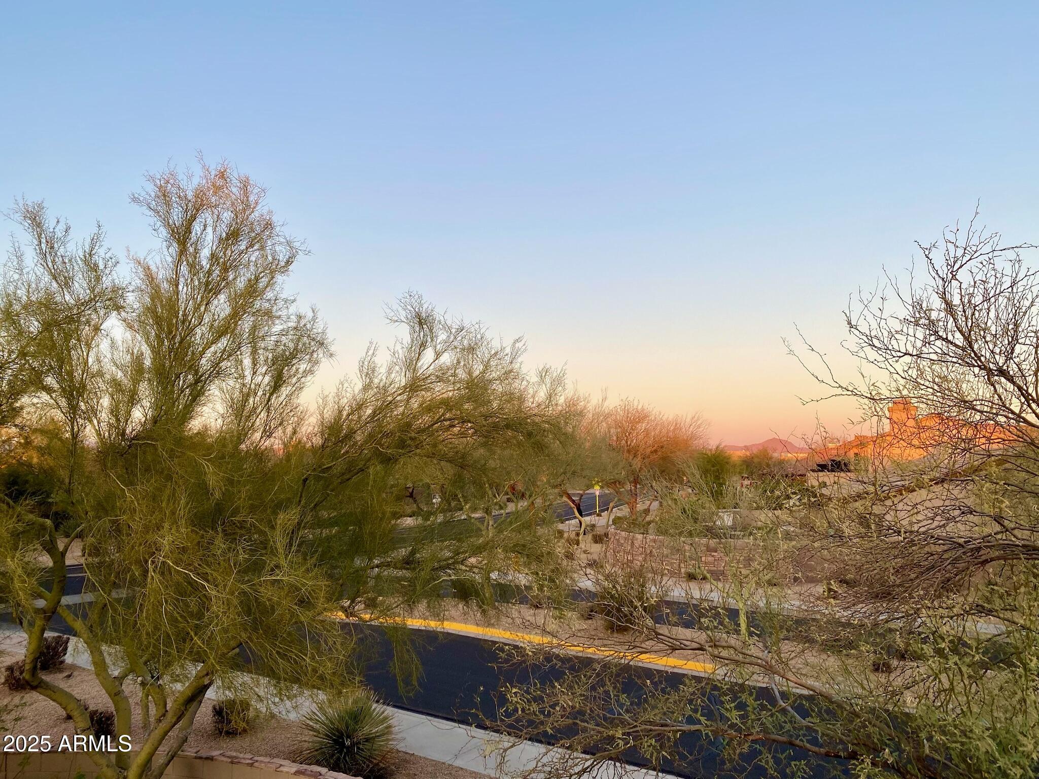 3912 E WILLIAMS Drive