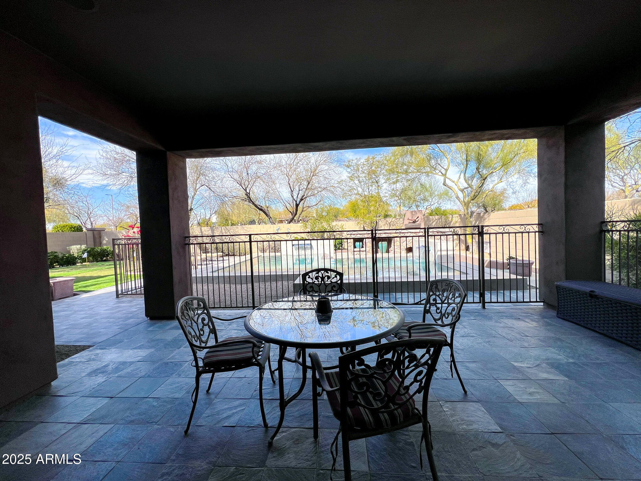 3912 E WILLIAMS Drive