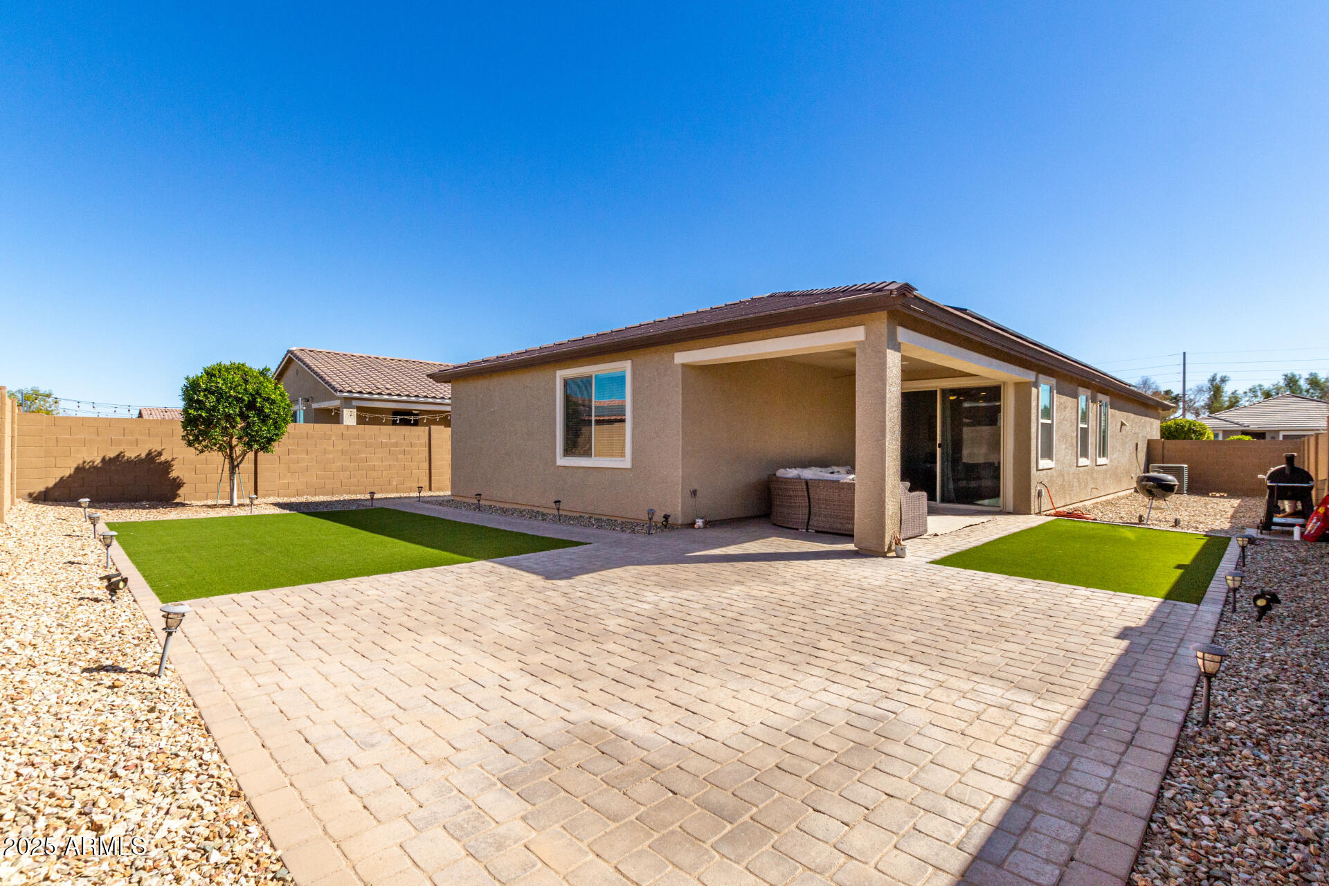 17588 W MARICOPA Street