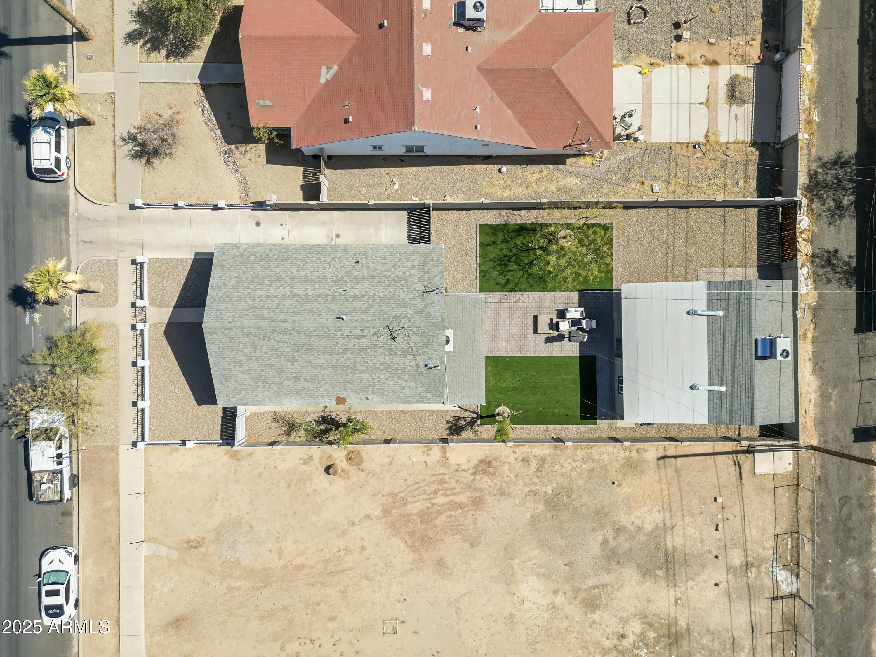 1115 E MCKINLEY Street