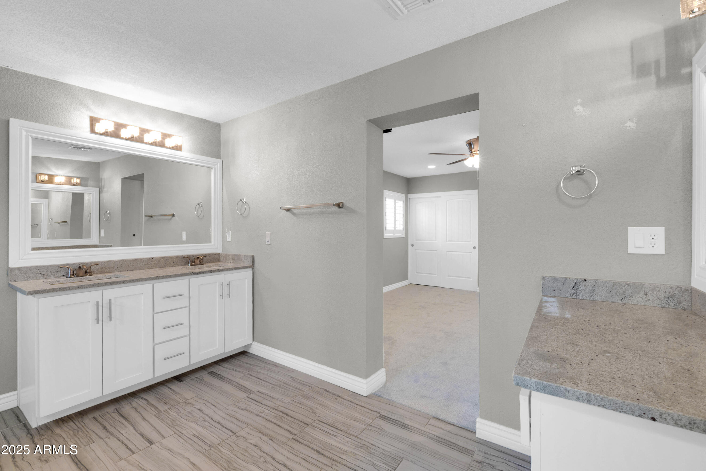 8637 E JACKRABBIT Road