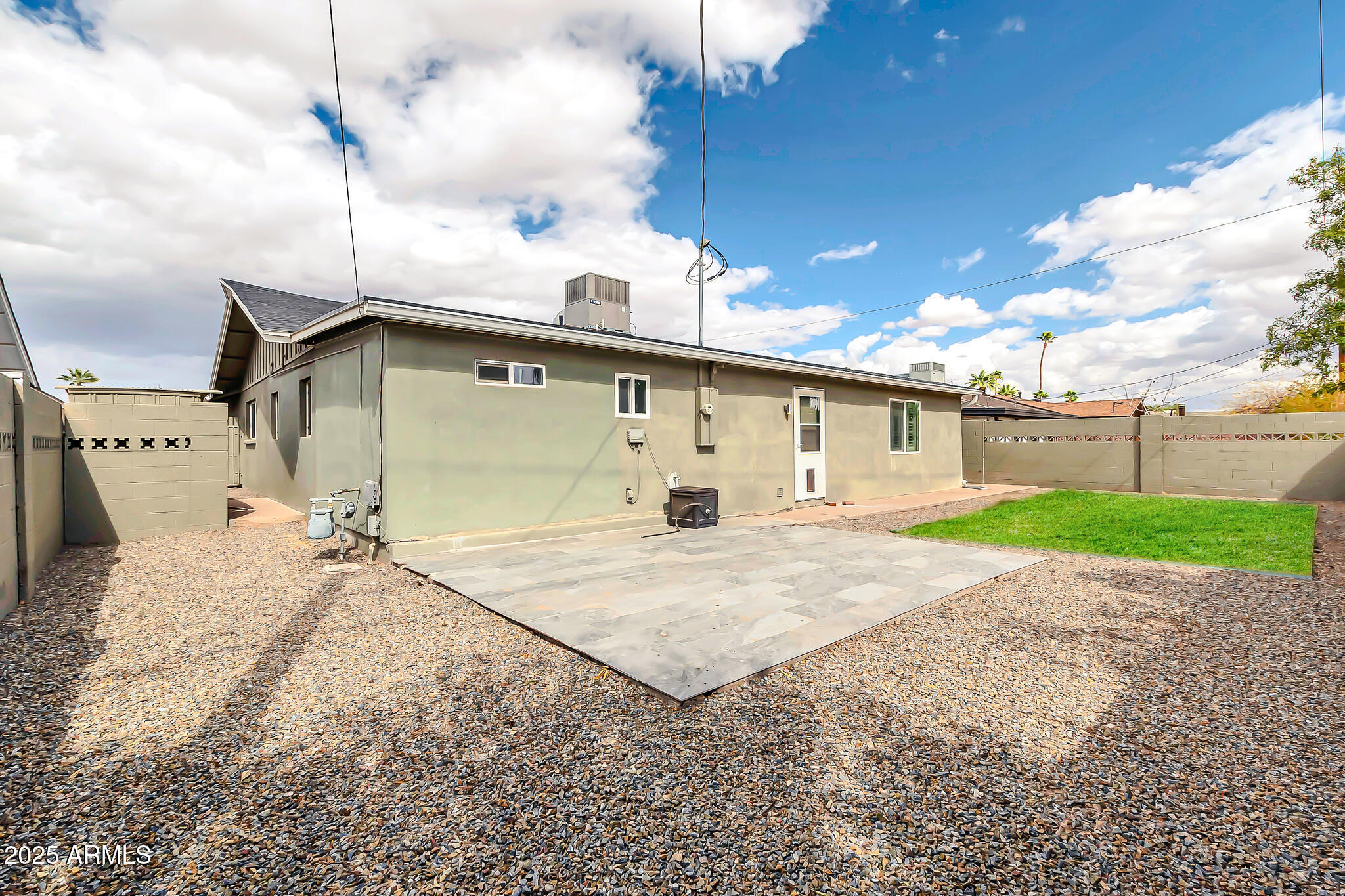 8637 E JACKRABBIT Road
