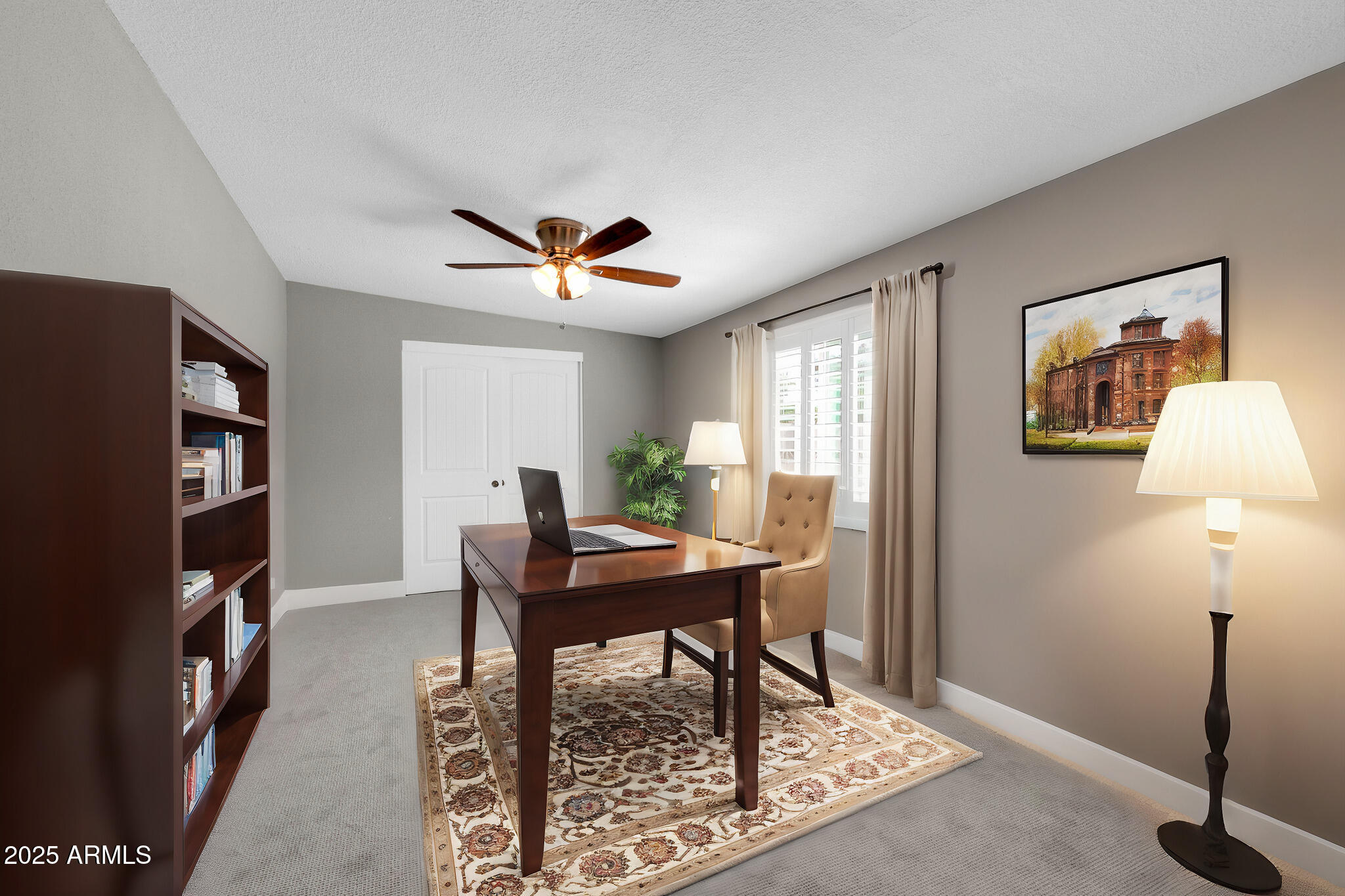 8637 E JACKRABBIT Road