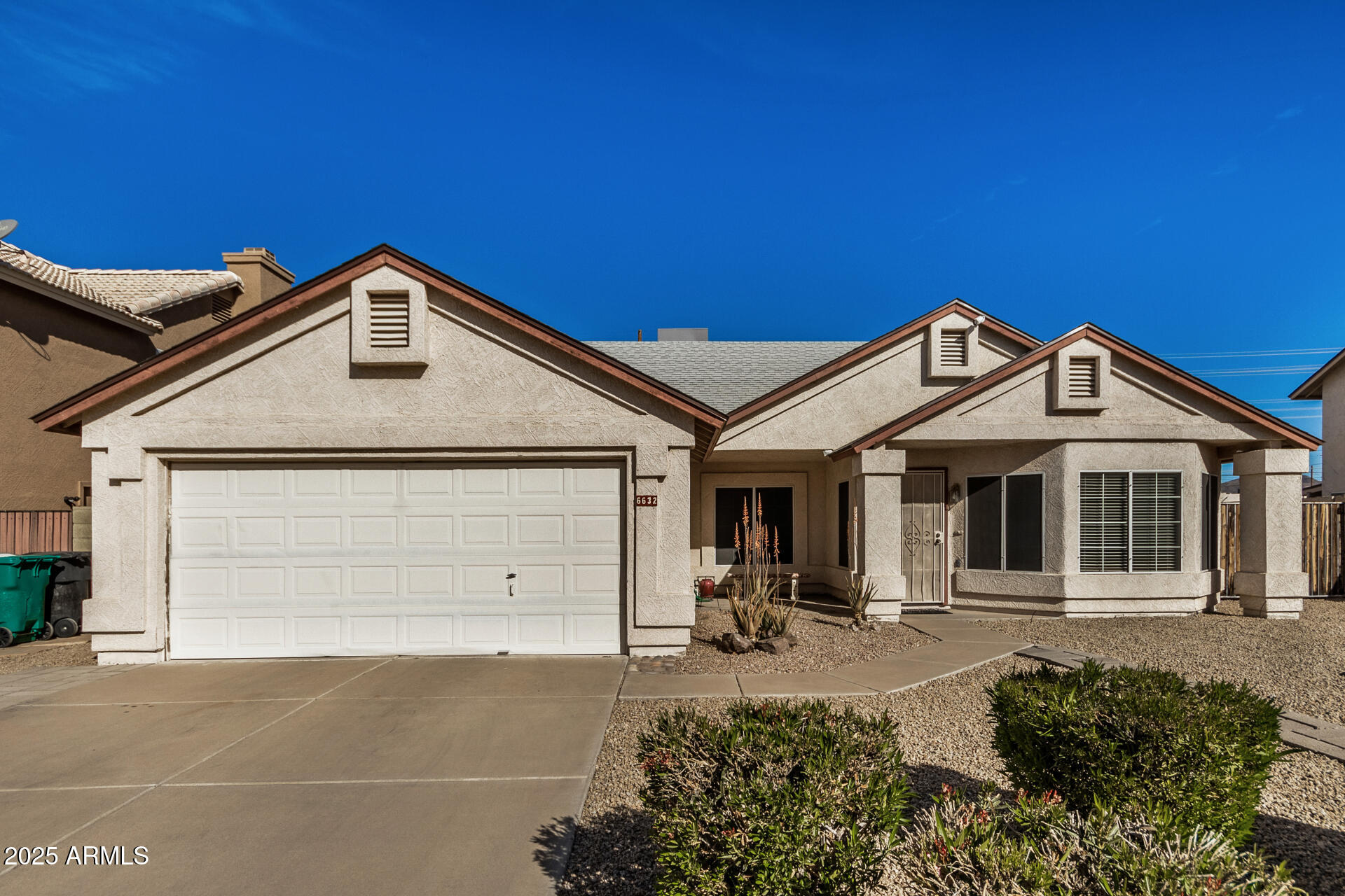 6632 E Fairbrook Circle