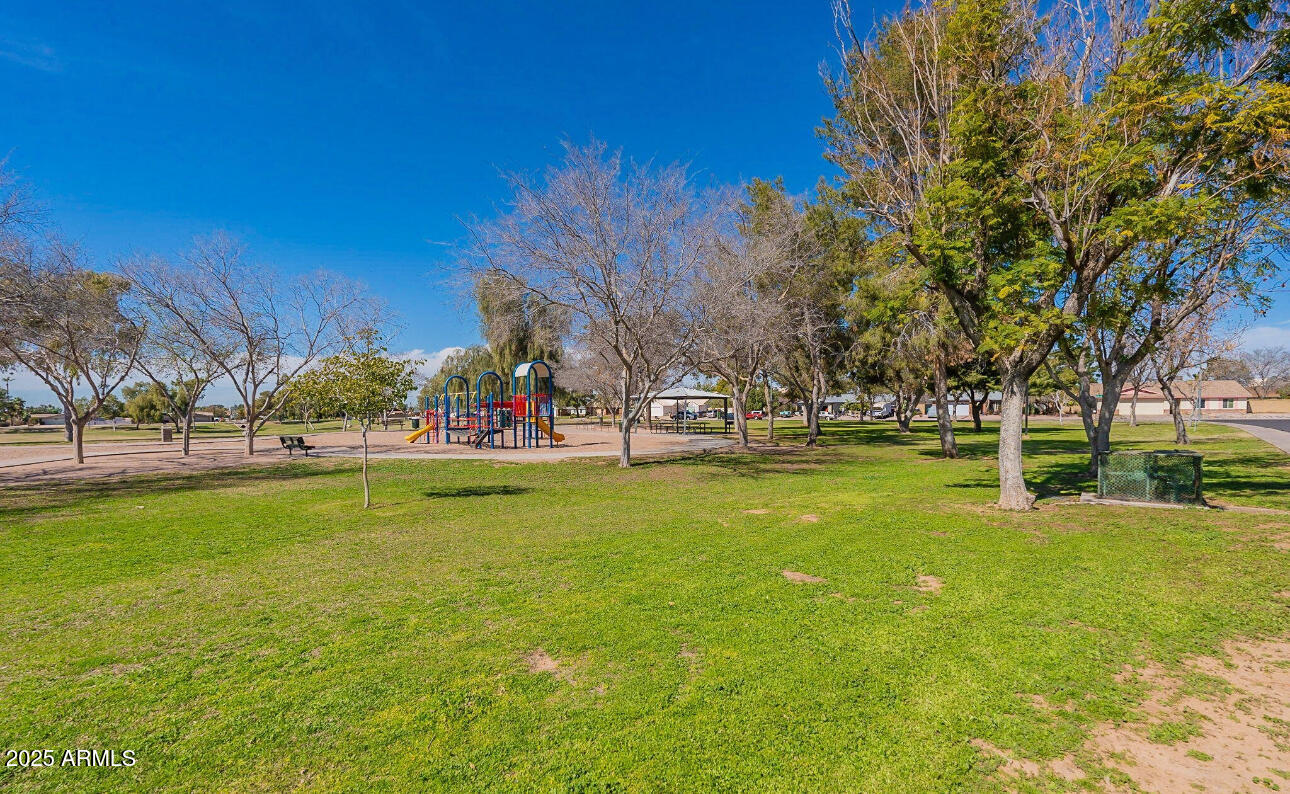 6632 E Fairbrook Circle