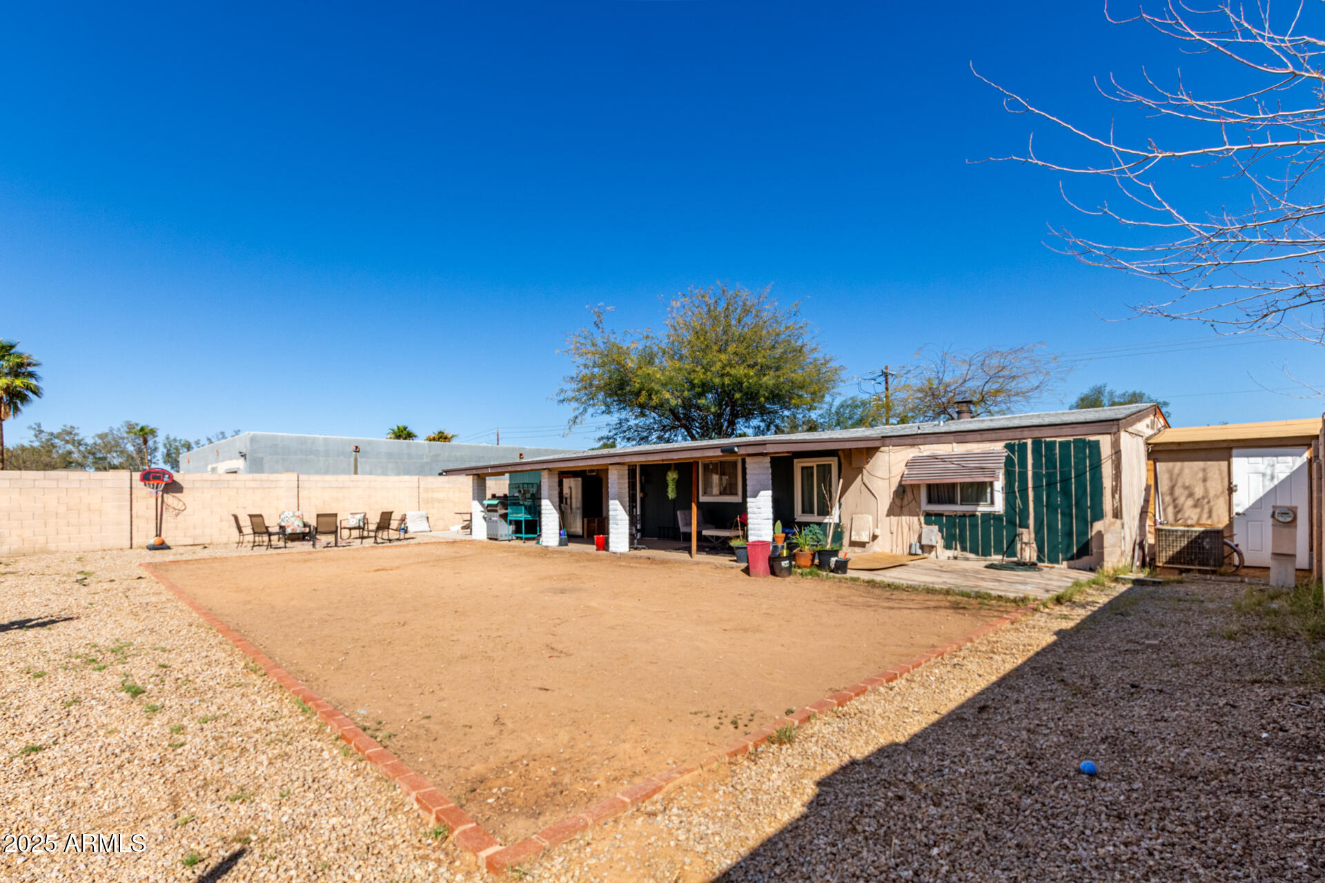 2939 E PARADISE Lane