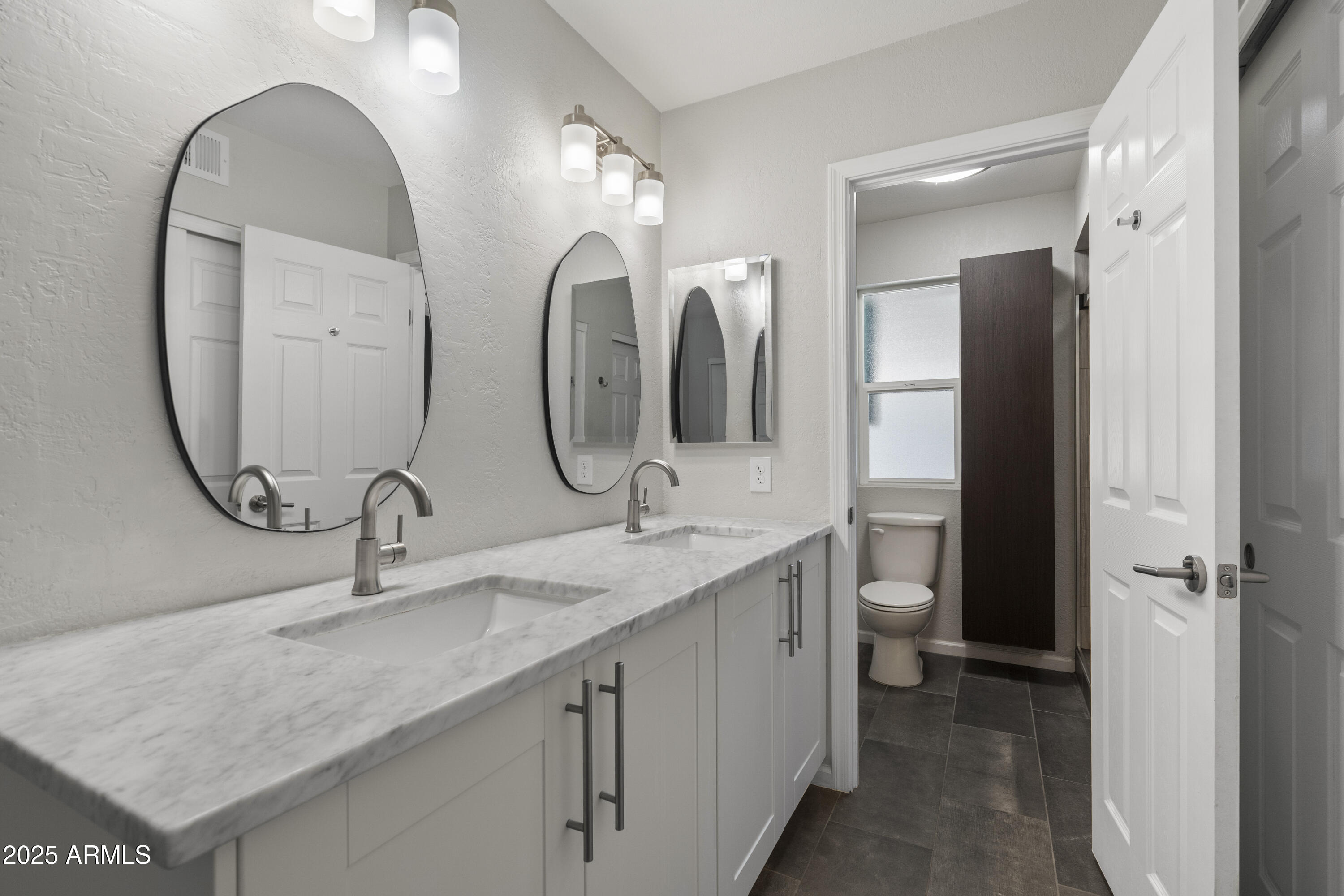 4904 E TIERRA BUENA Lane