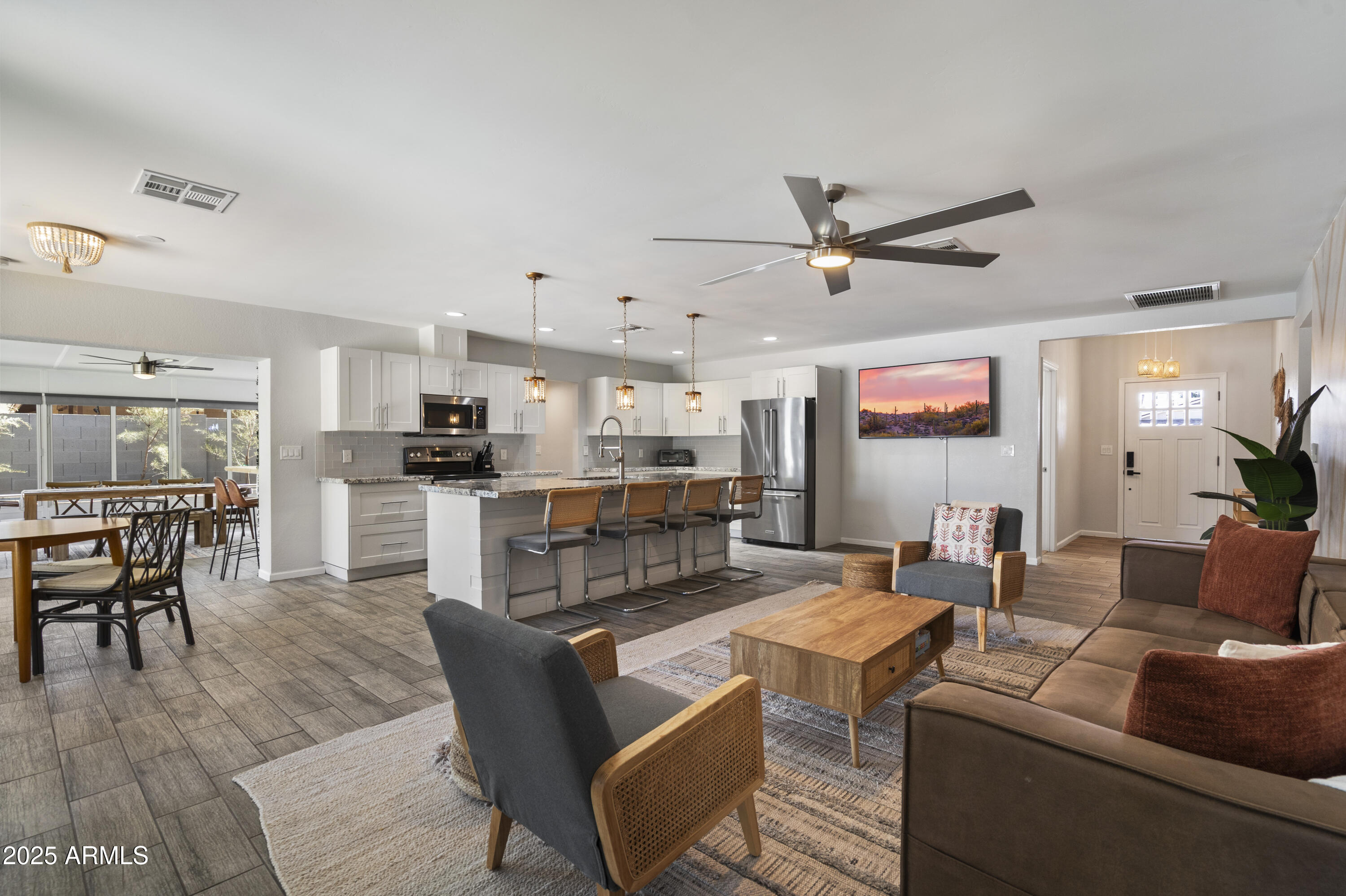 4904 E TIERRA BUENA Lane