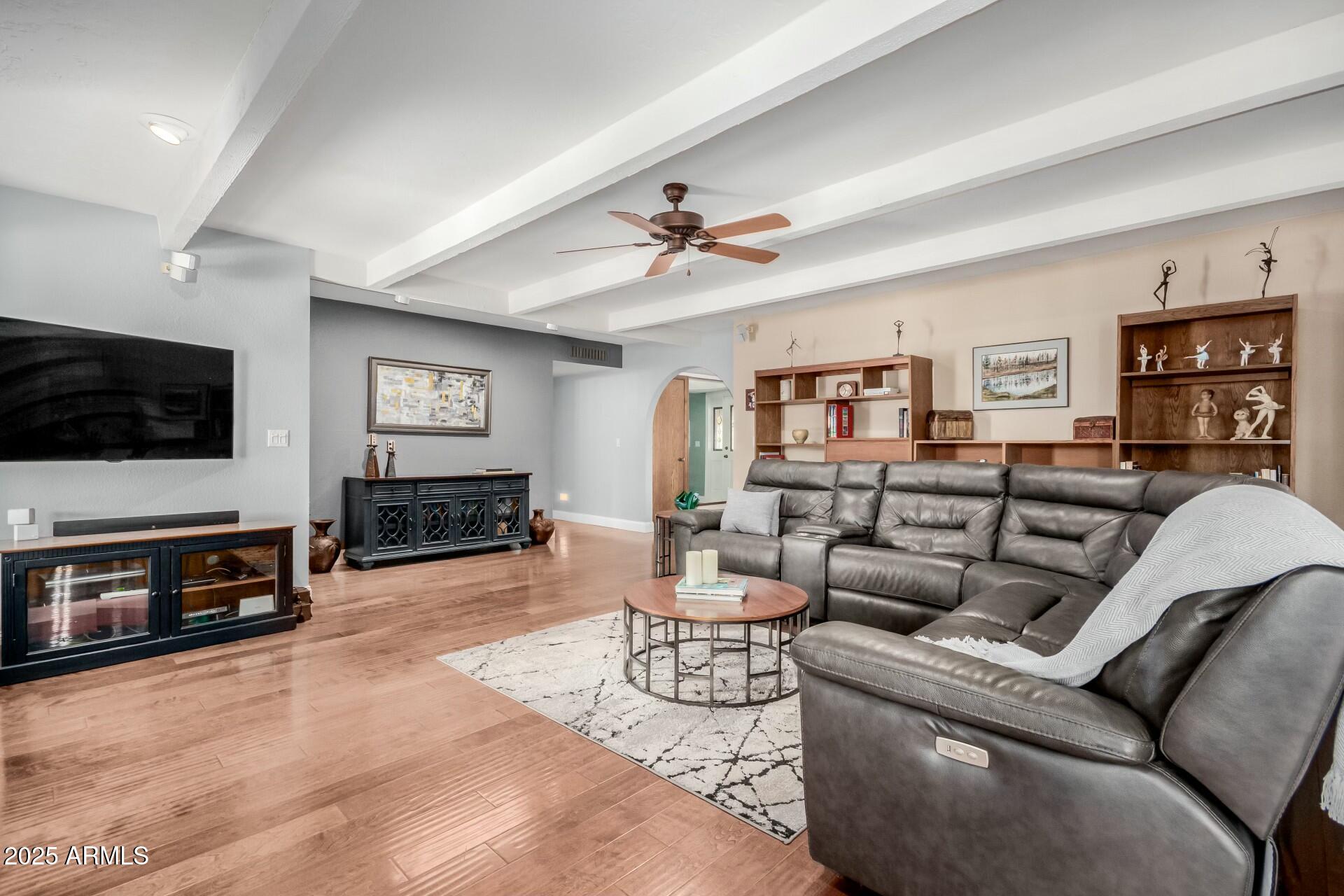 7634 W BLUEFIELD Avenue