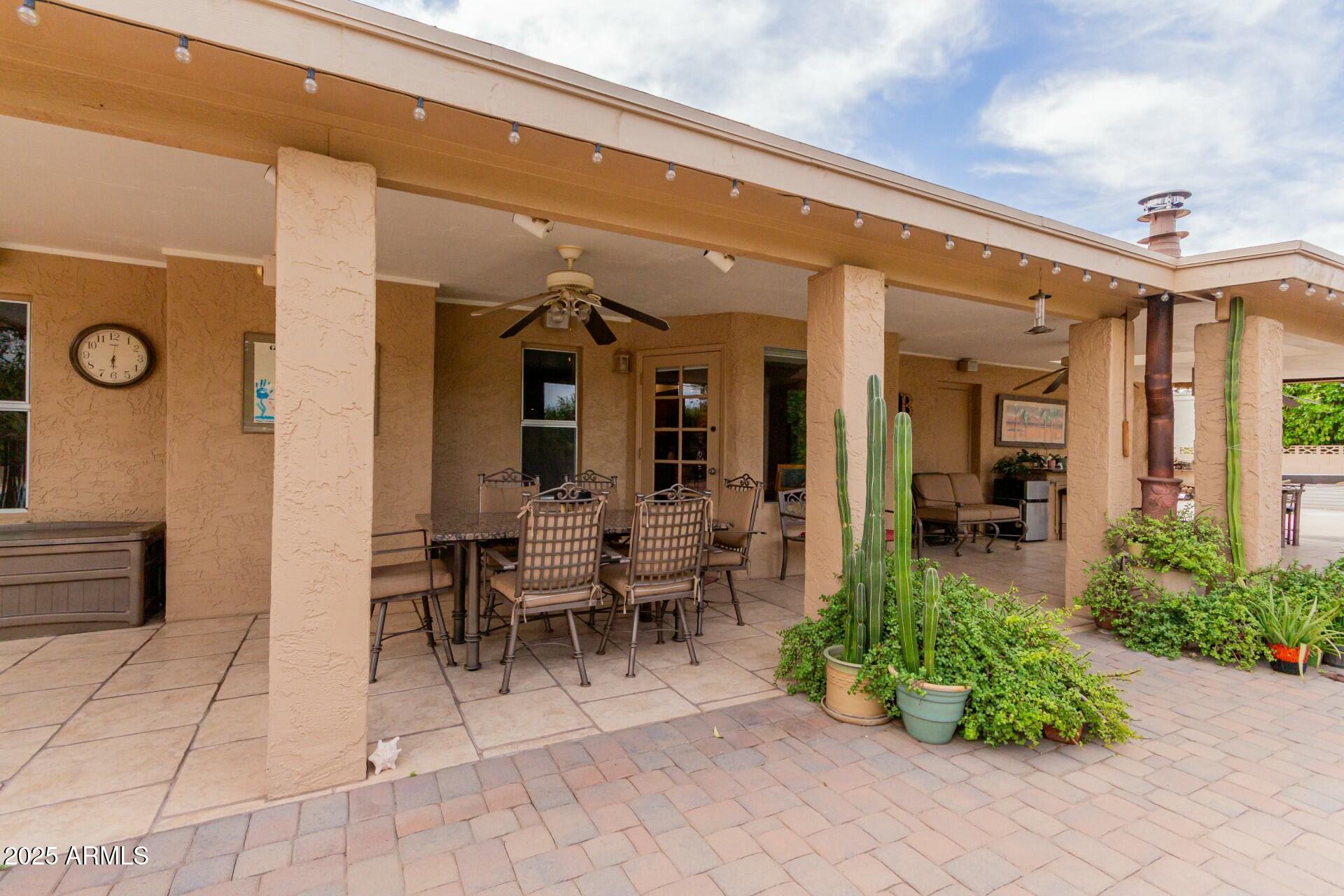 7634 W BLUEFIELD Avenue