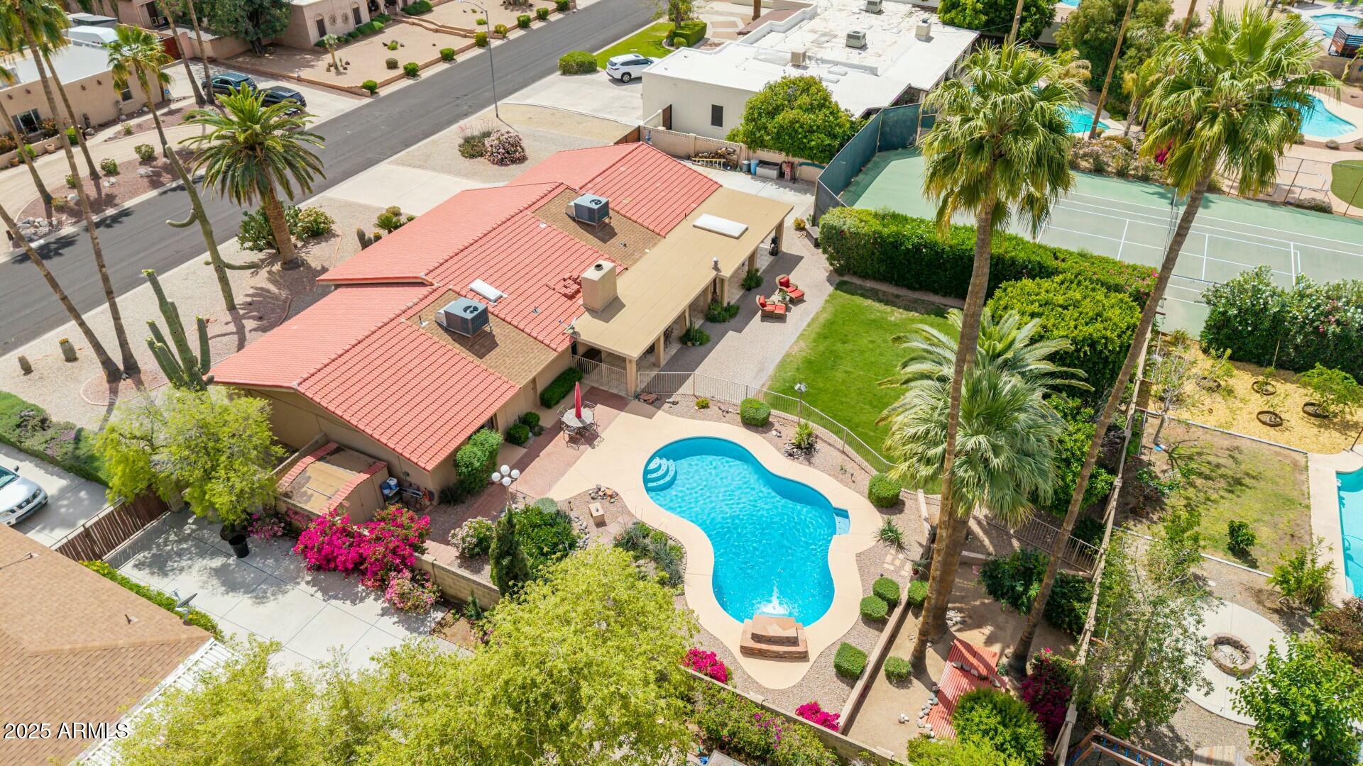 7634 W BLUEFIELD Avenue