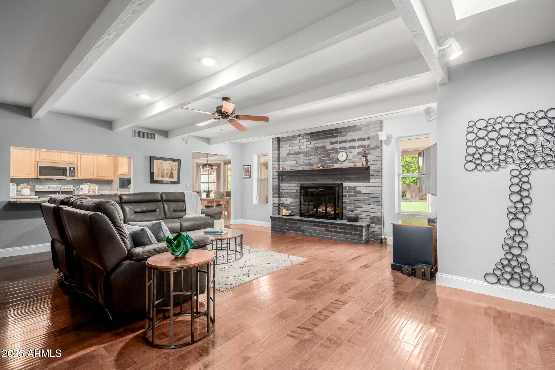 7634 W BLUEFIELD Avenue