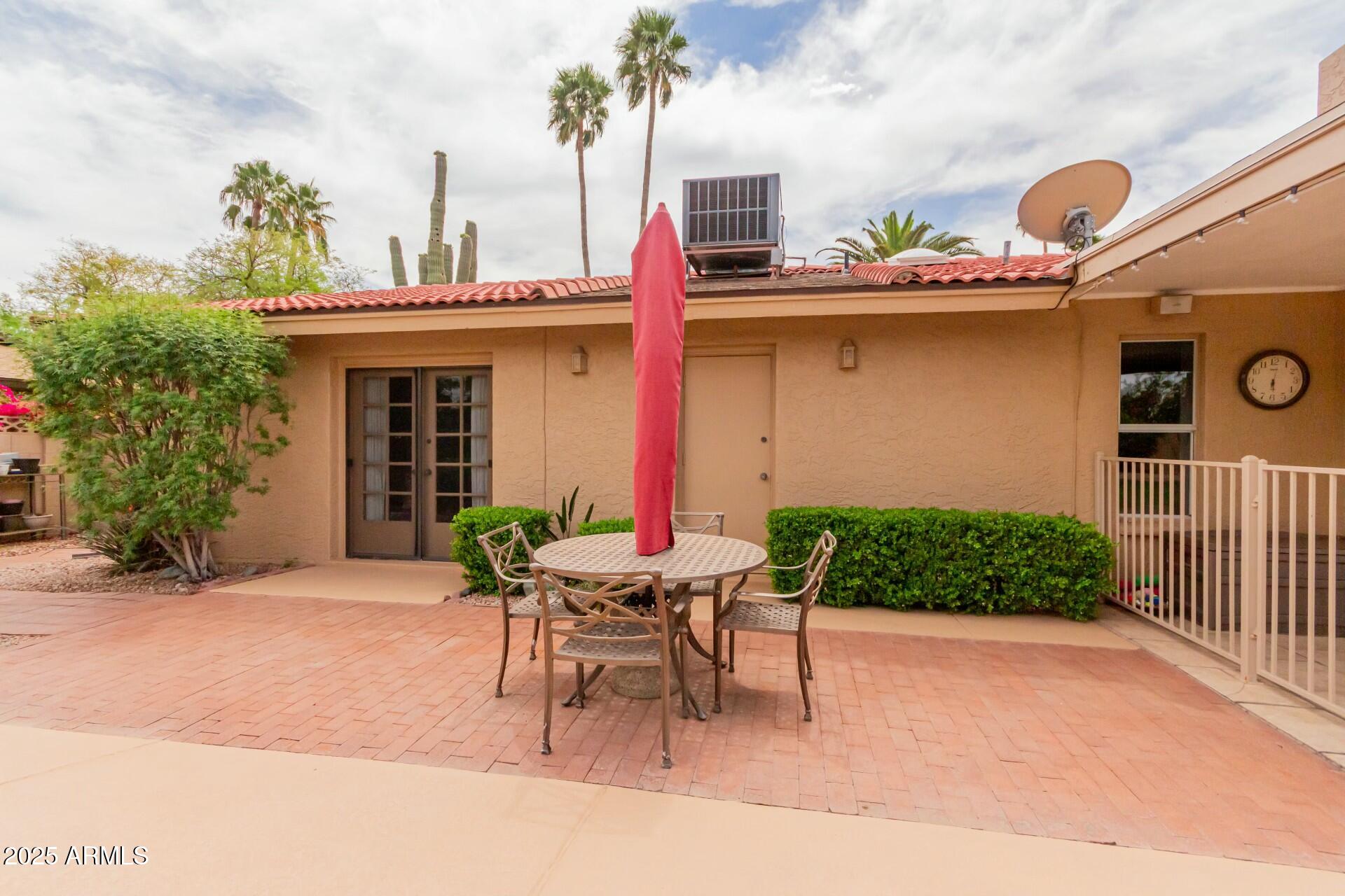 7634 W BLUEFIELD Avenue