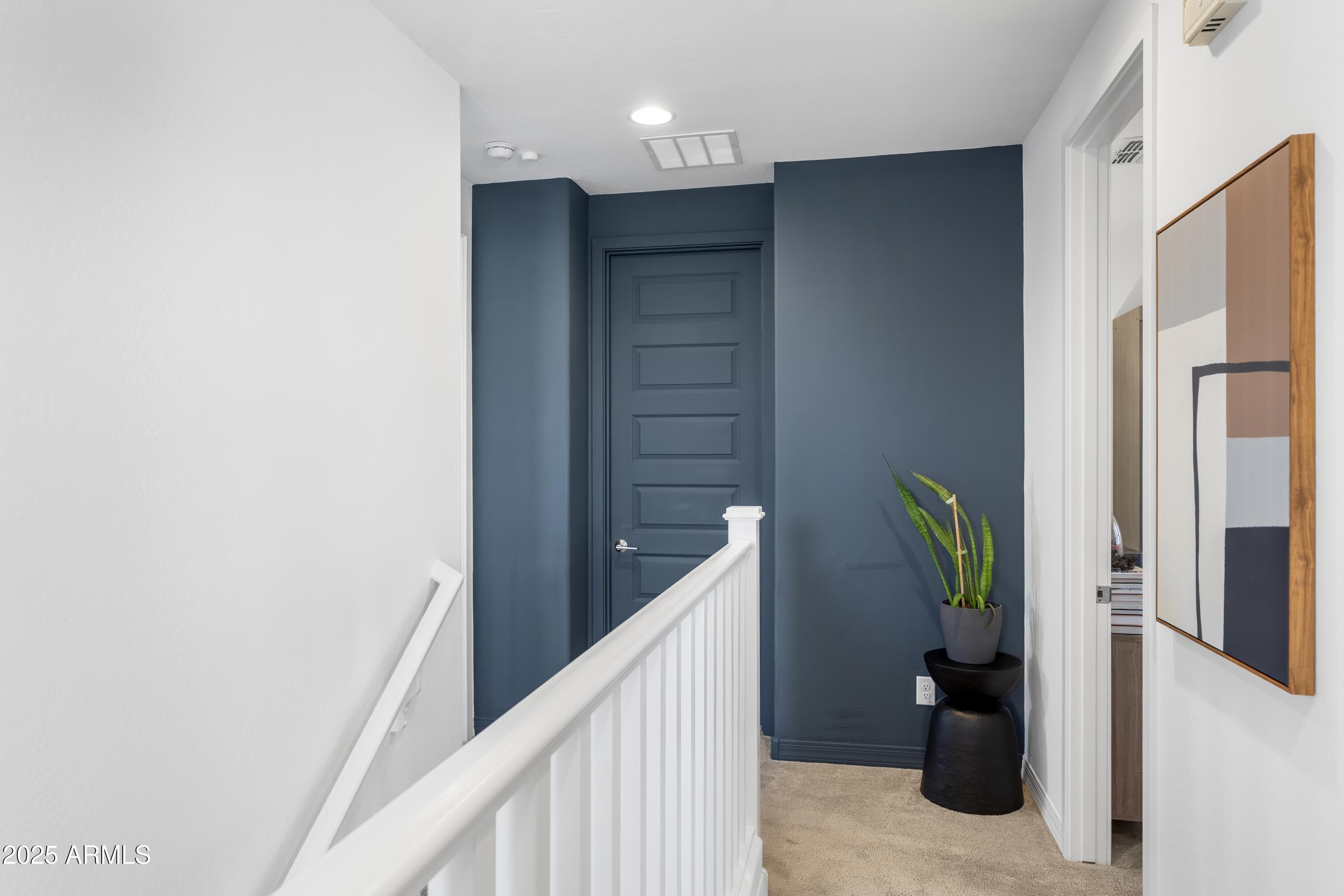 6338 W RAYMOND Street