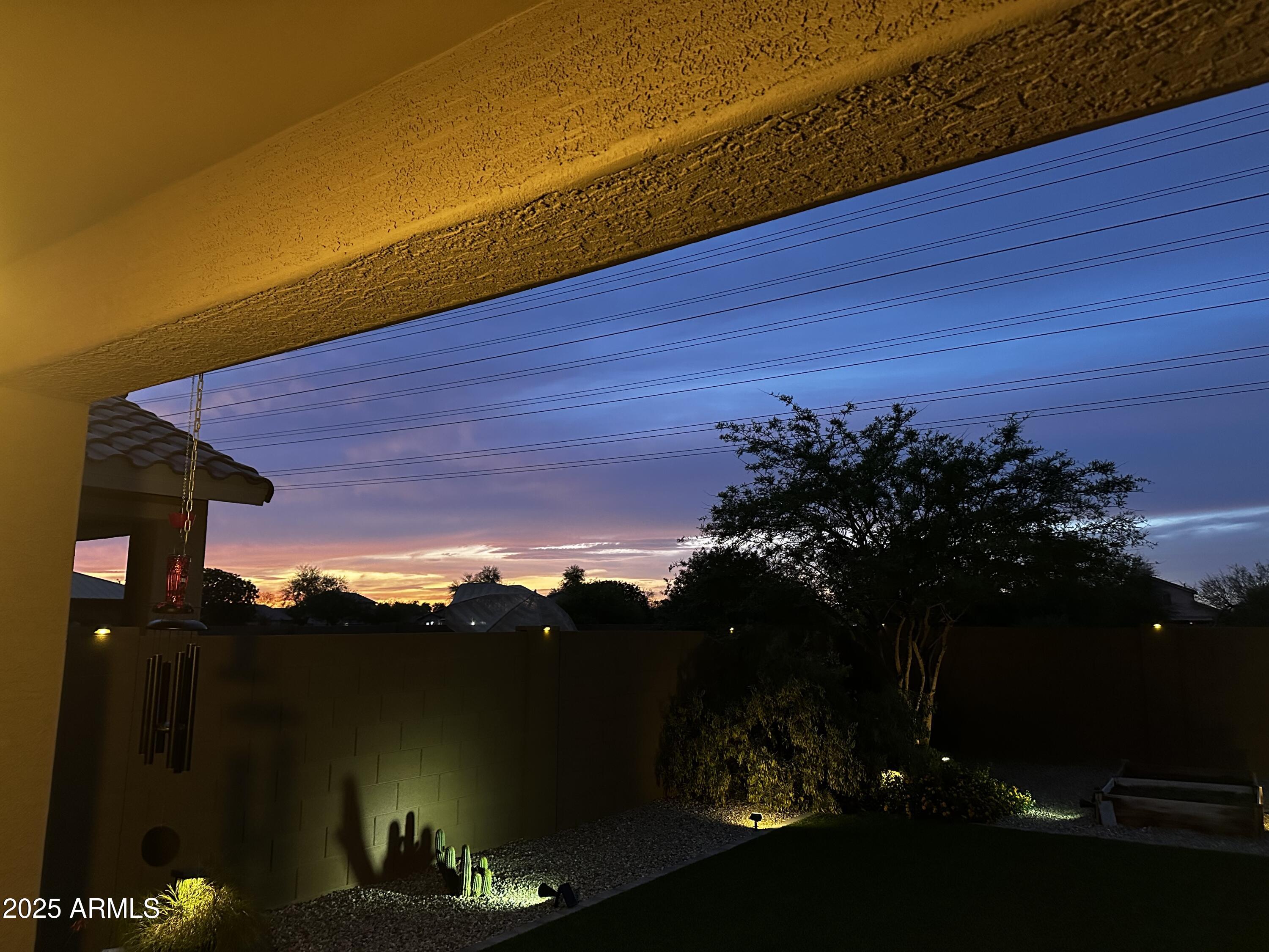 6338 W RAYMOND Street