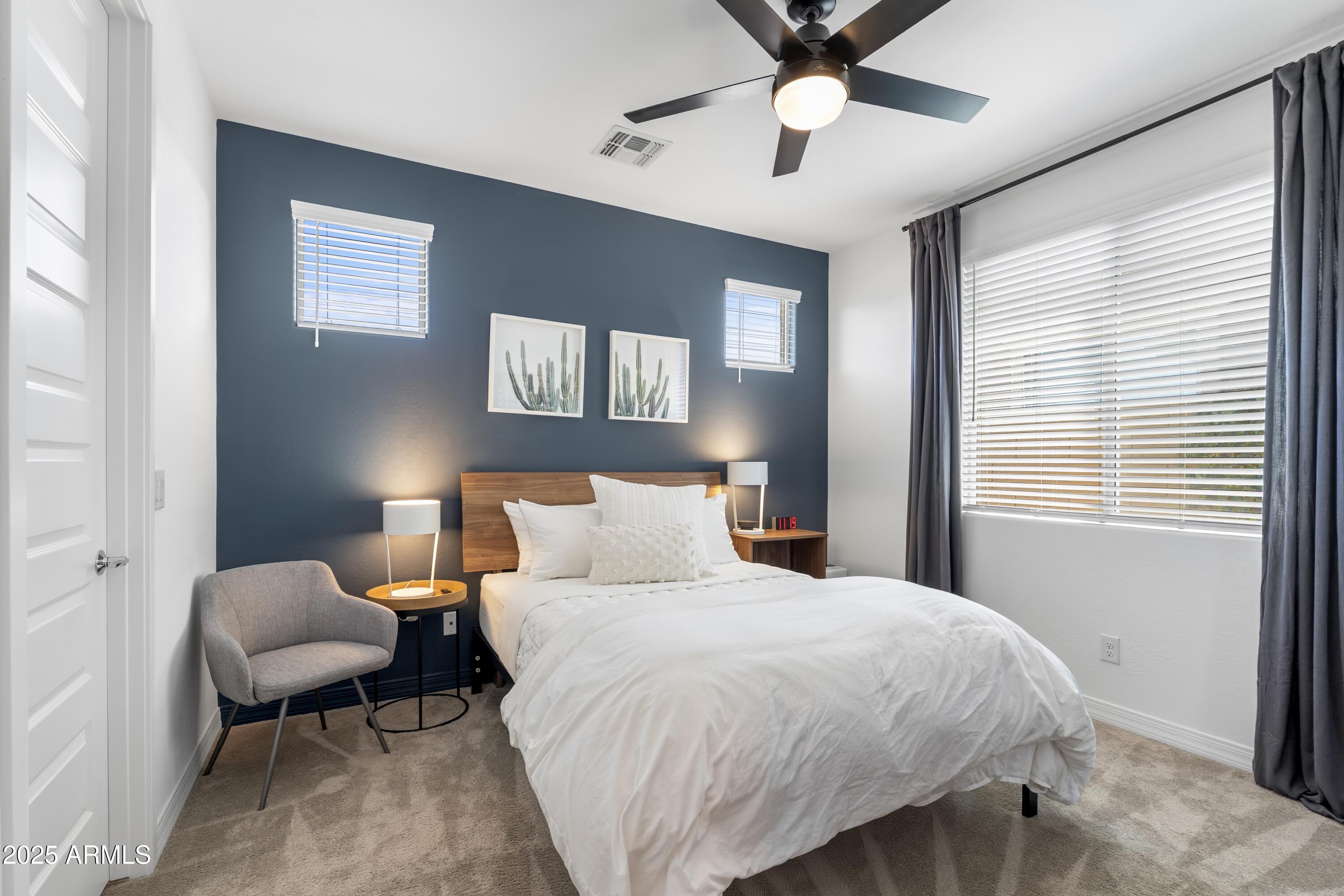 6338 W RAYMOND Street